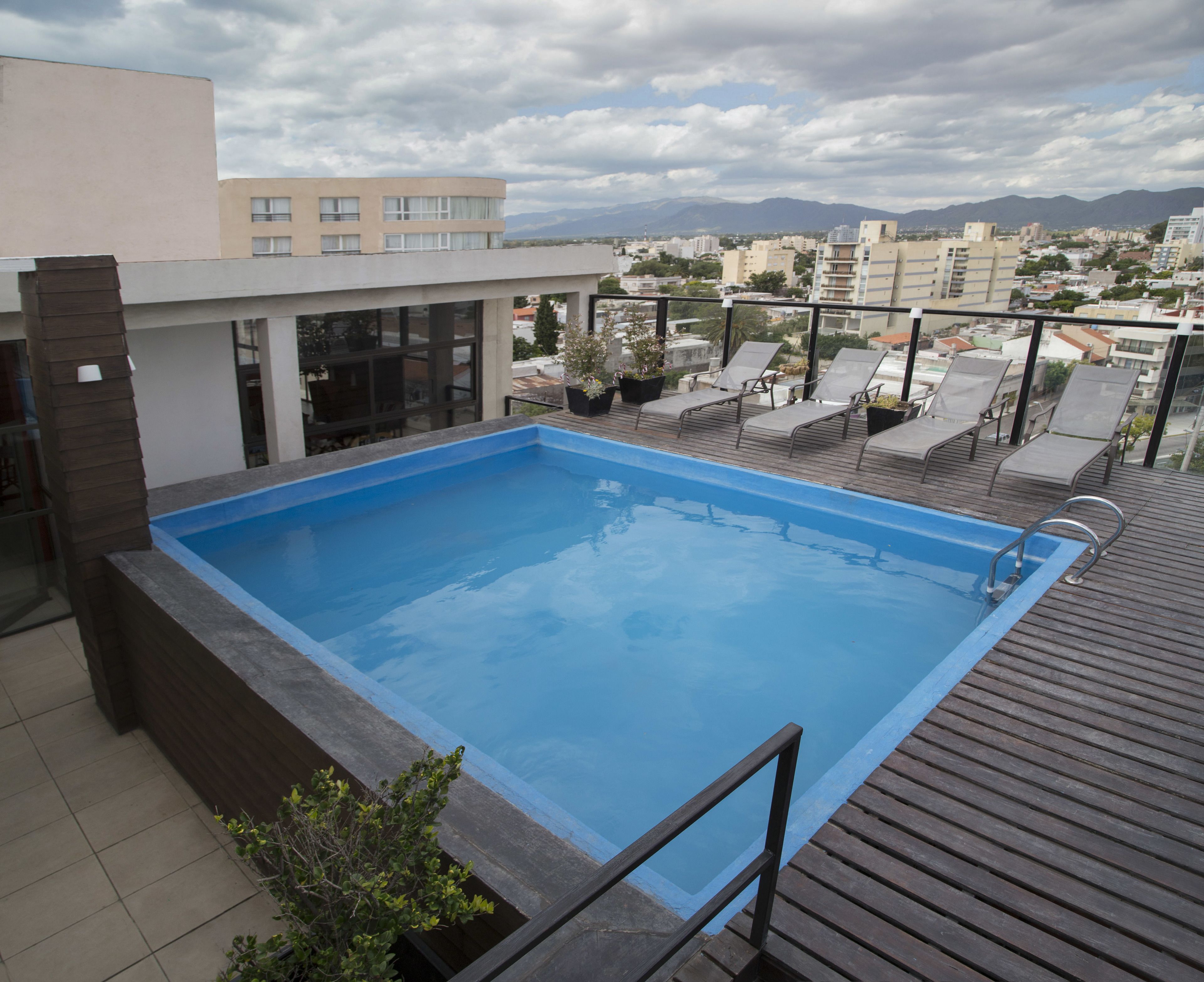 Premium Tower Suites
