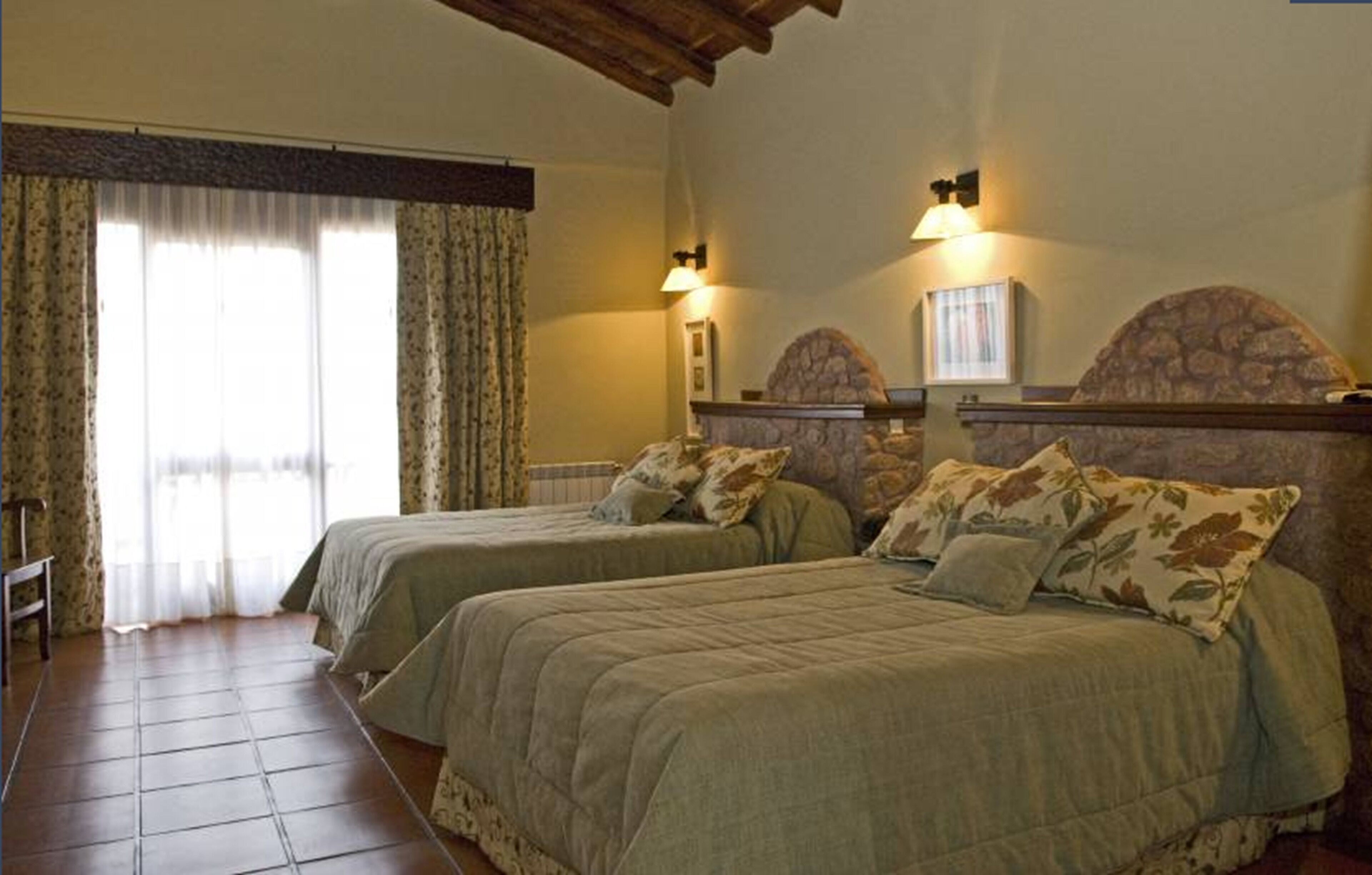 La Casa de la Bodega - Wine Boutique