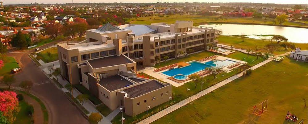 Arena Resort