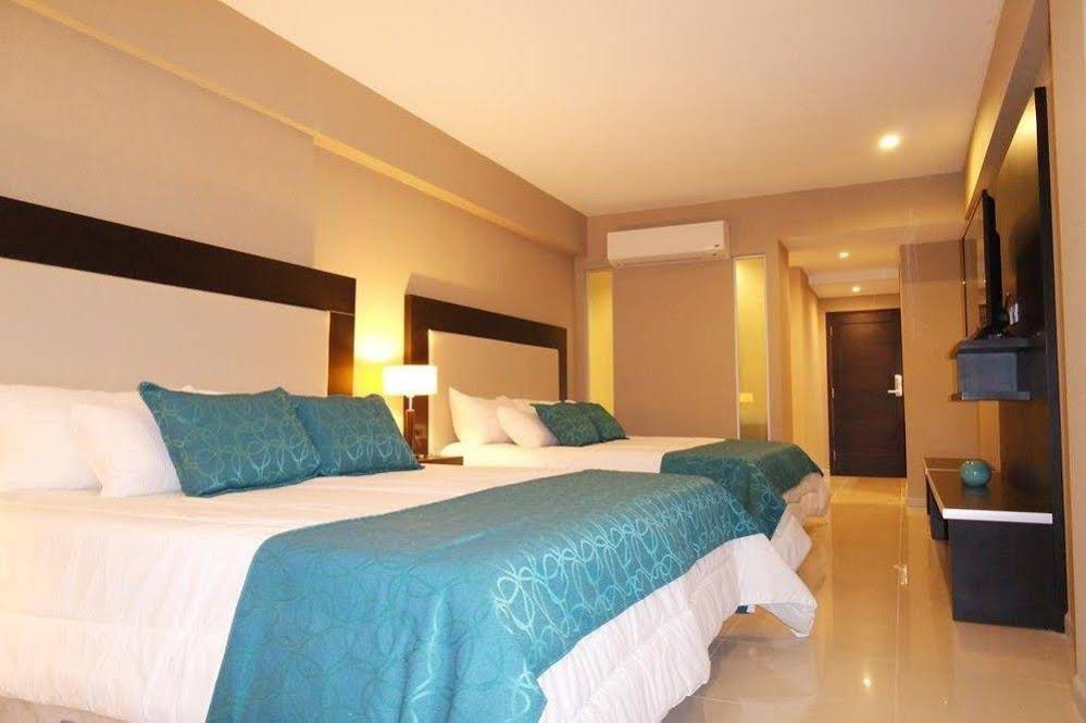 Arena Resort