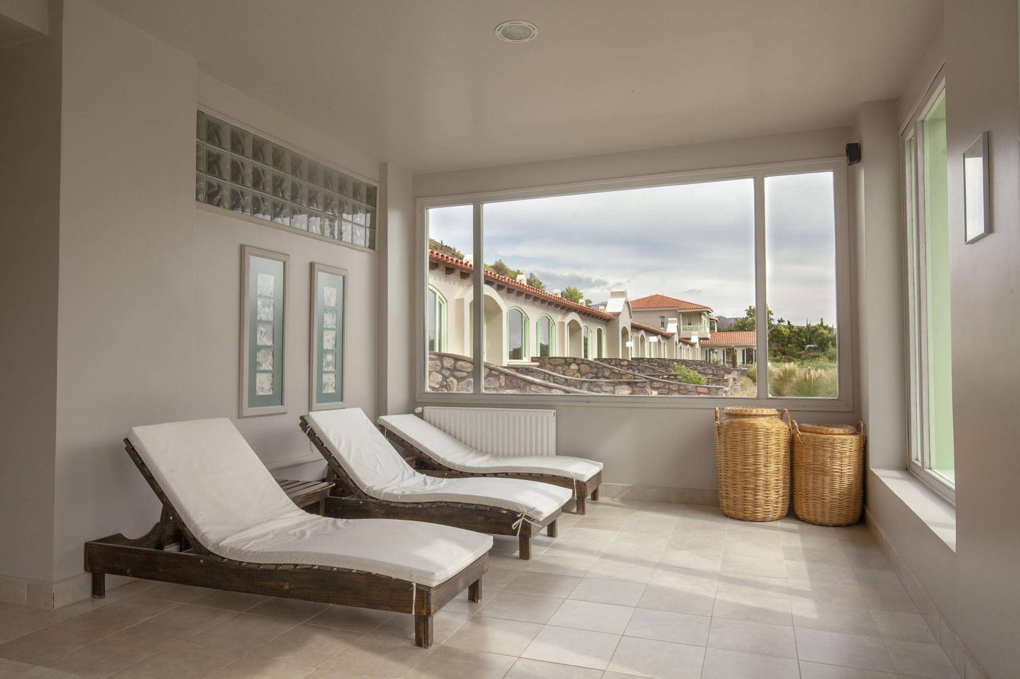 Hotel Huacalera