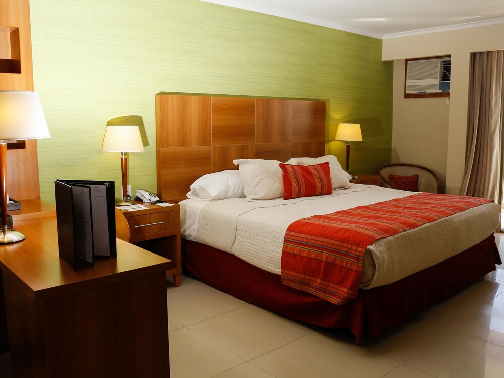 Condado Hotel Casino Paso de la Patria