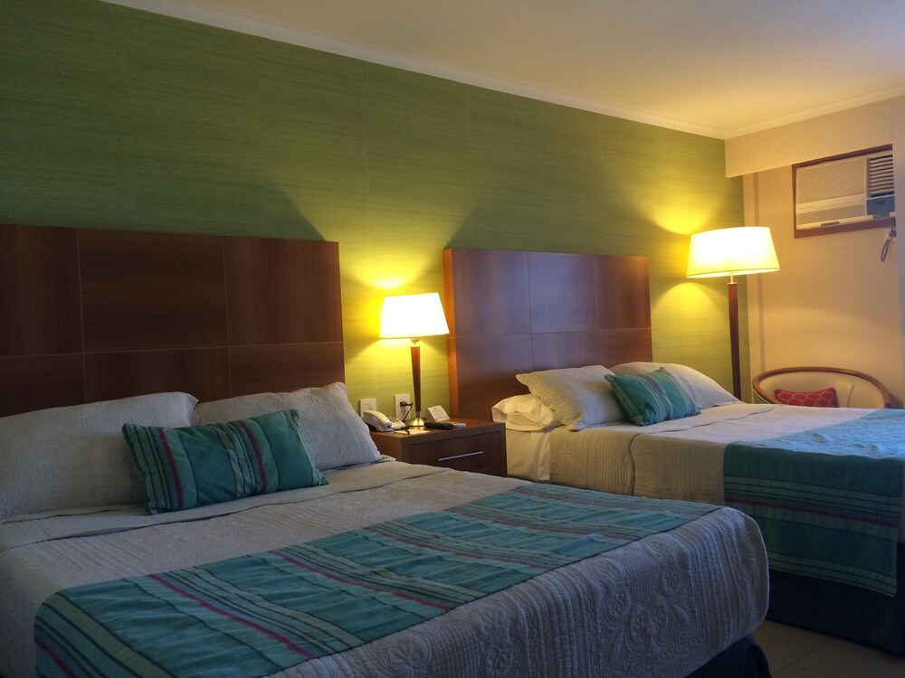 Condado Hotel Casino Paso de la Patria