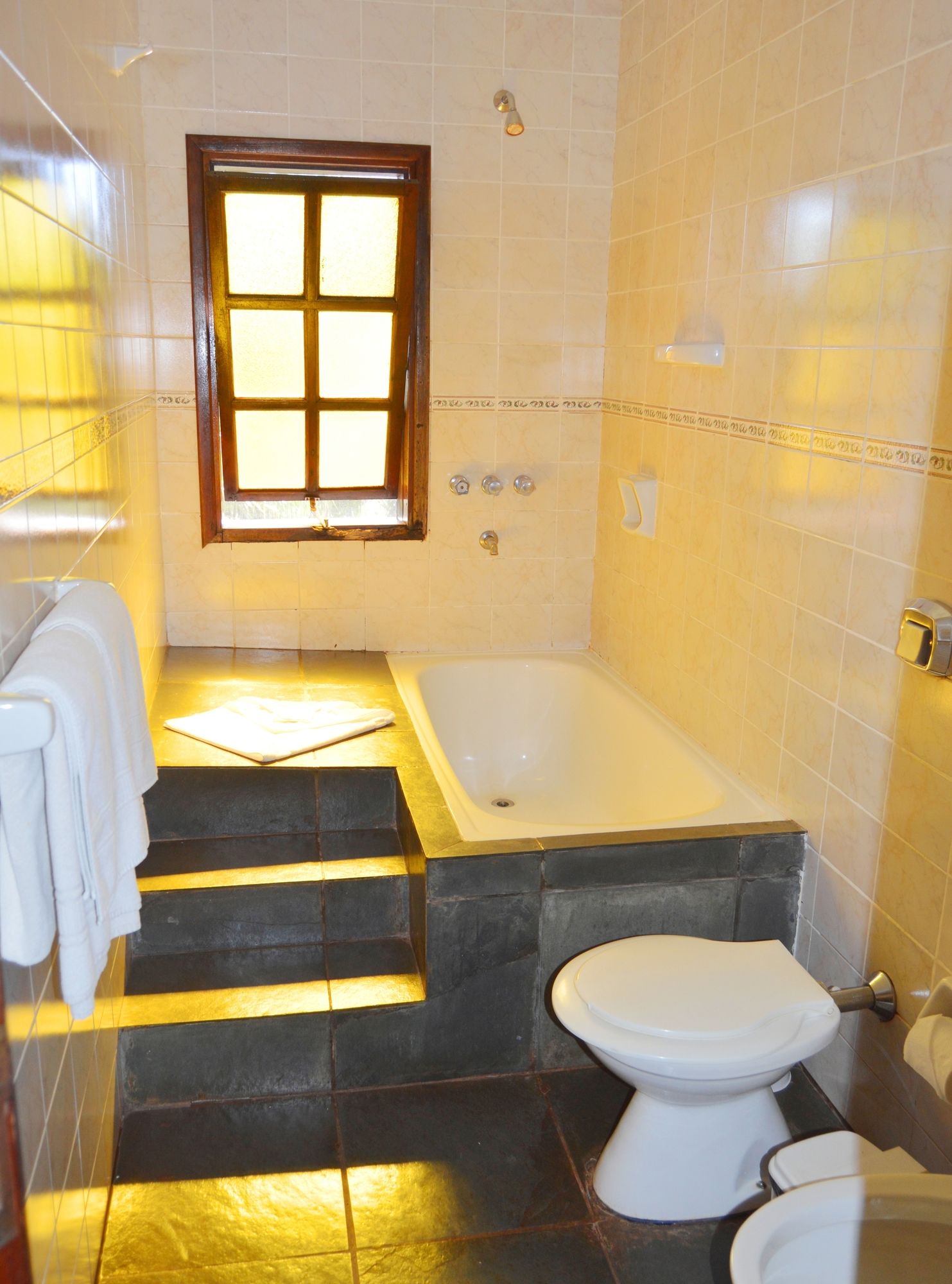 Pirayu Hotel & Resort