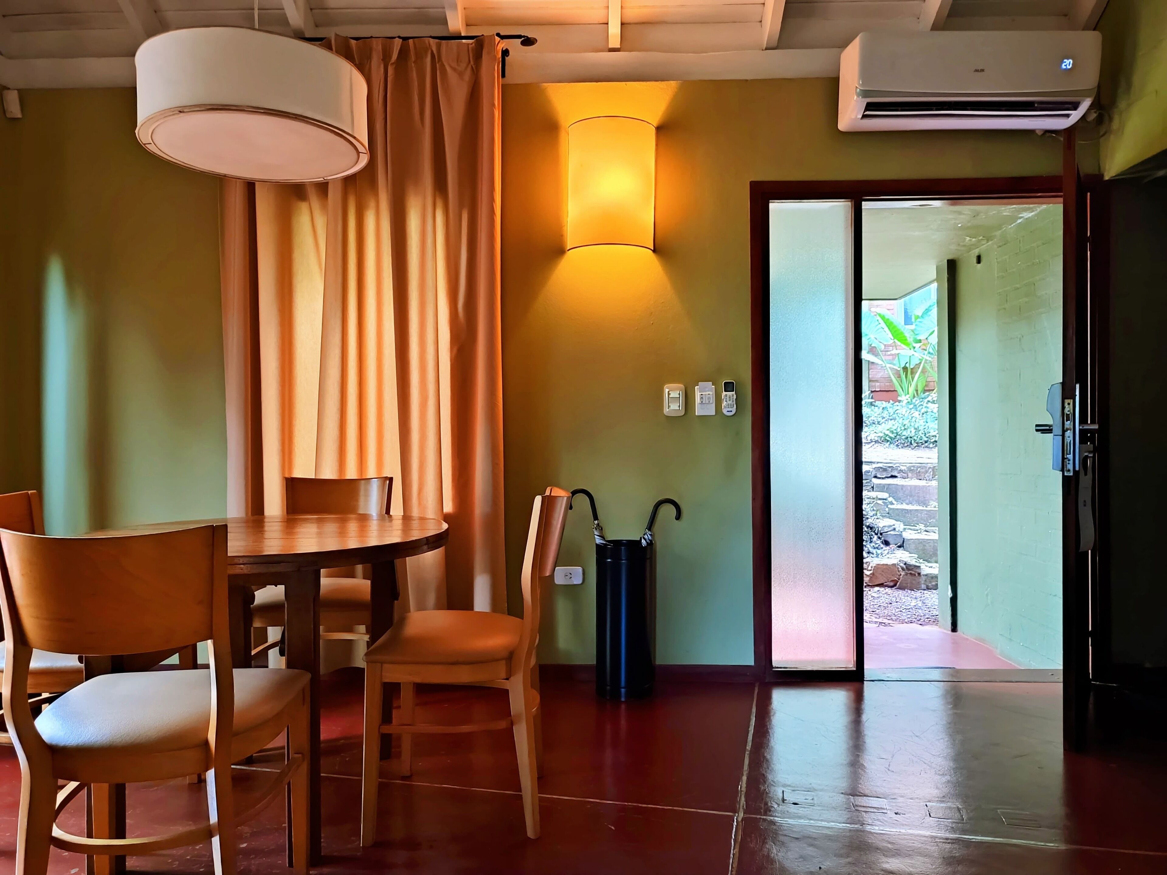 Raíces Amambai Lodges