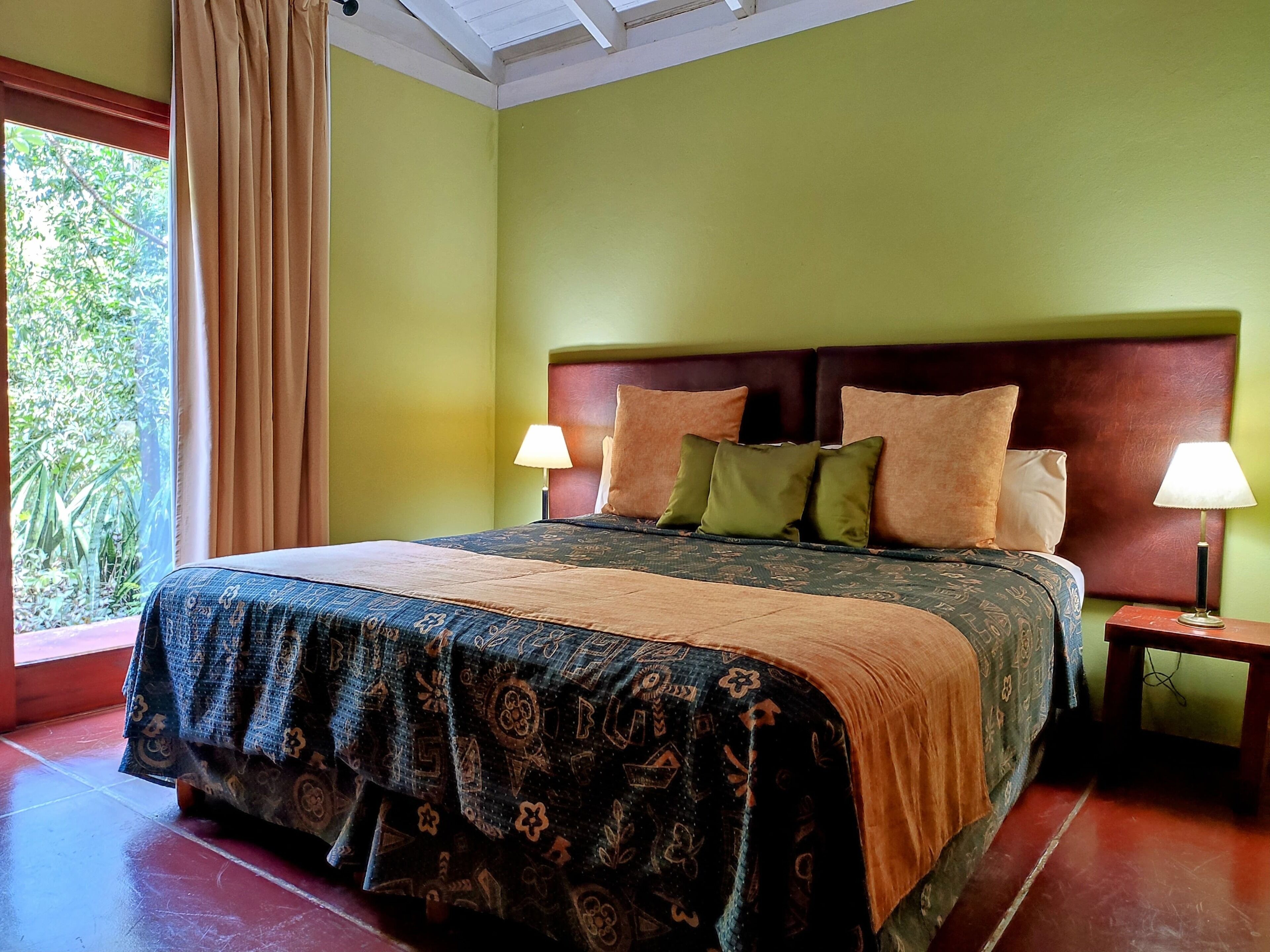 Raíces Amambai Lodges