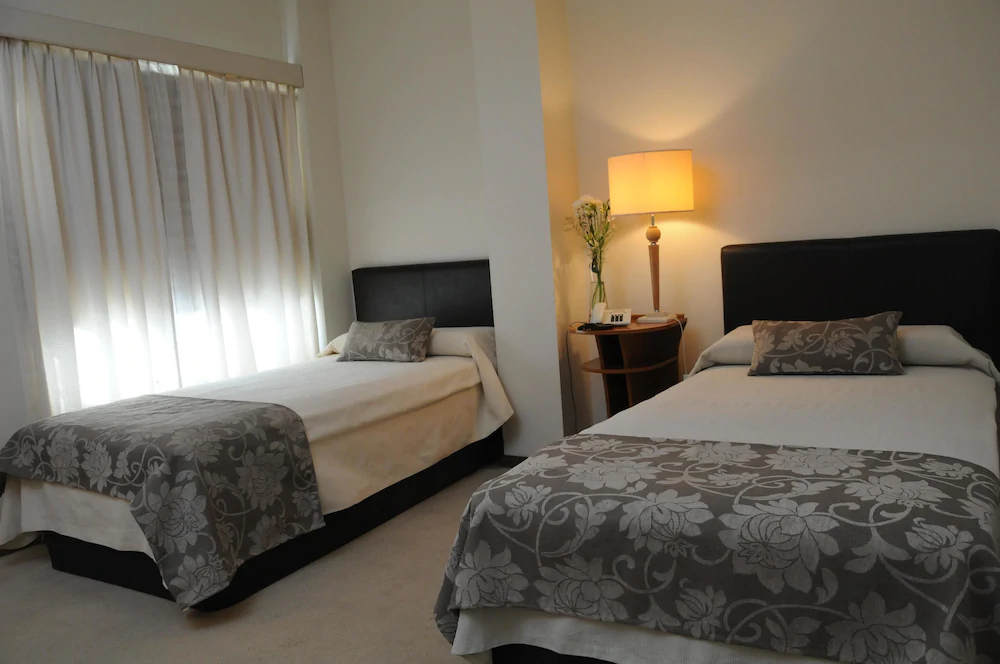 Parra Hotel & Suites