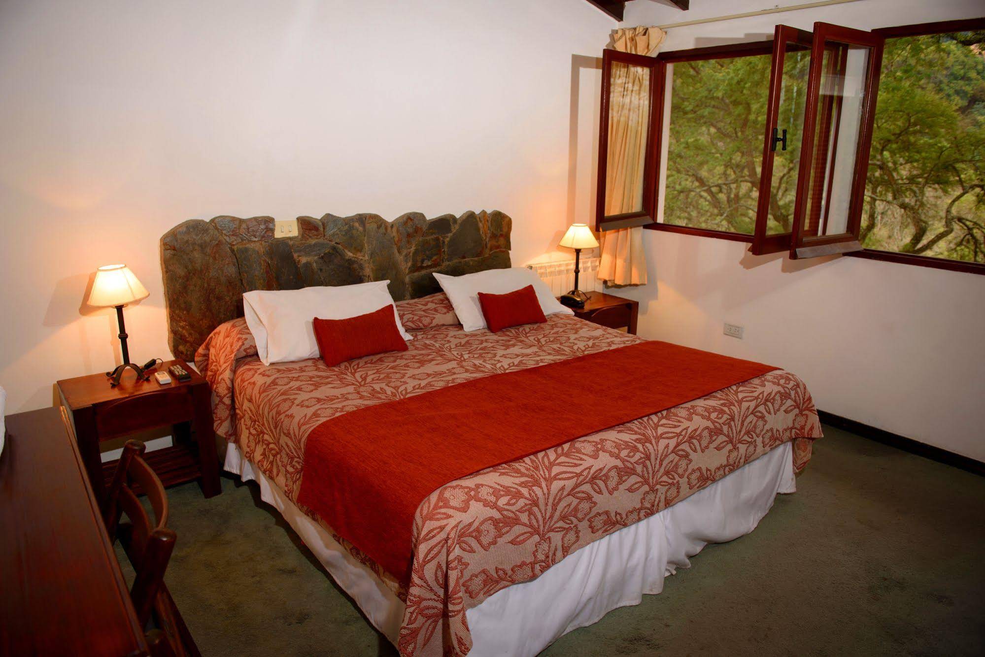 Hotel Selva Montana
