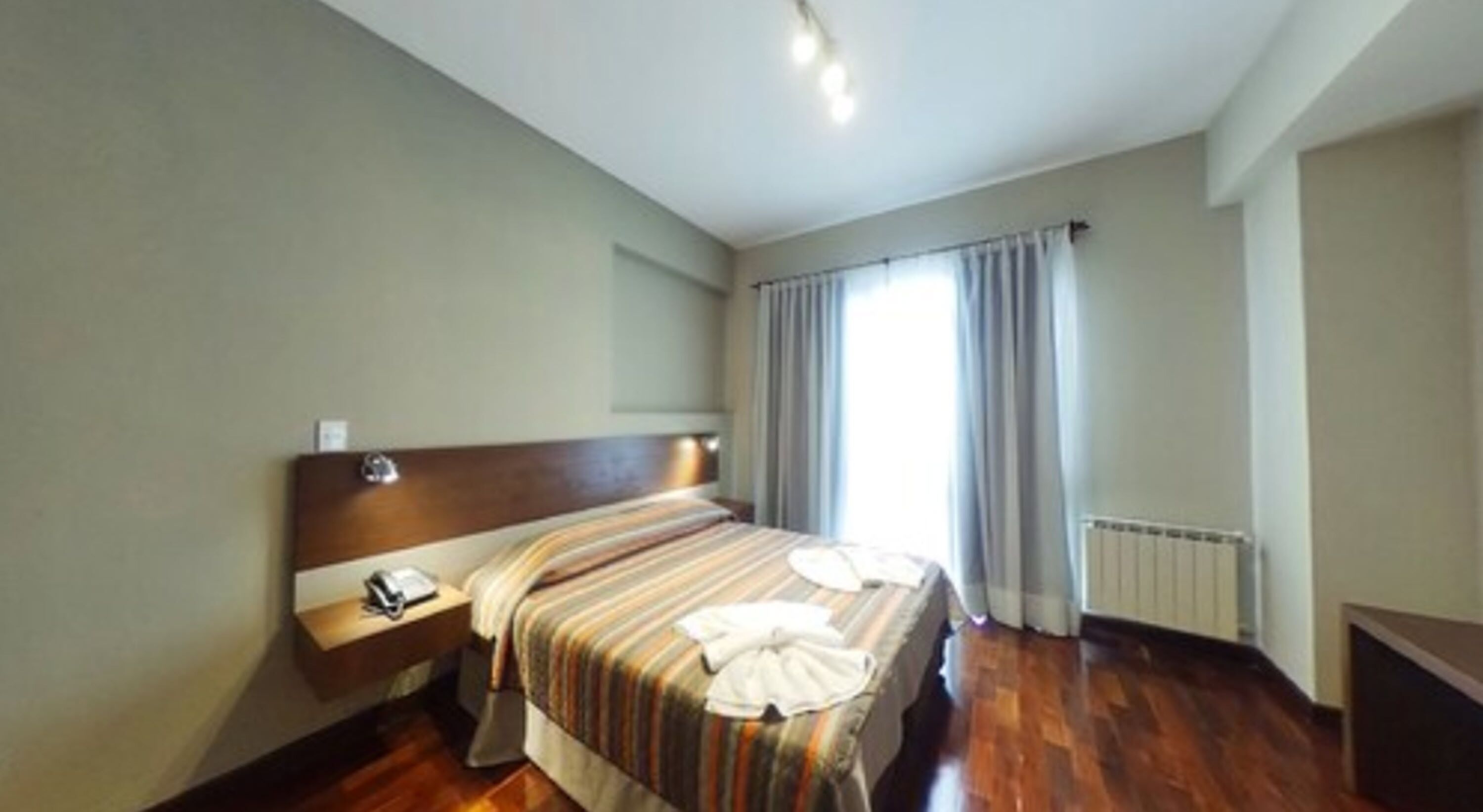 Roomie Salta by DOT Suites
