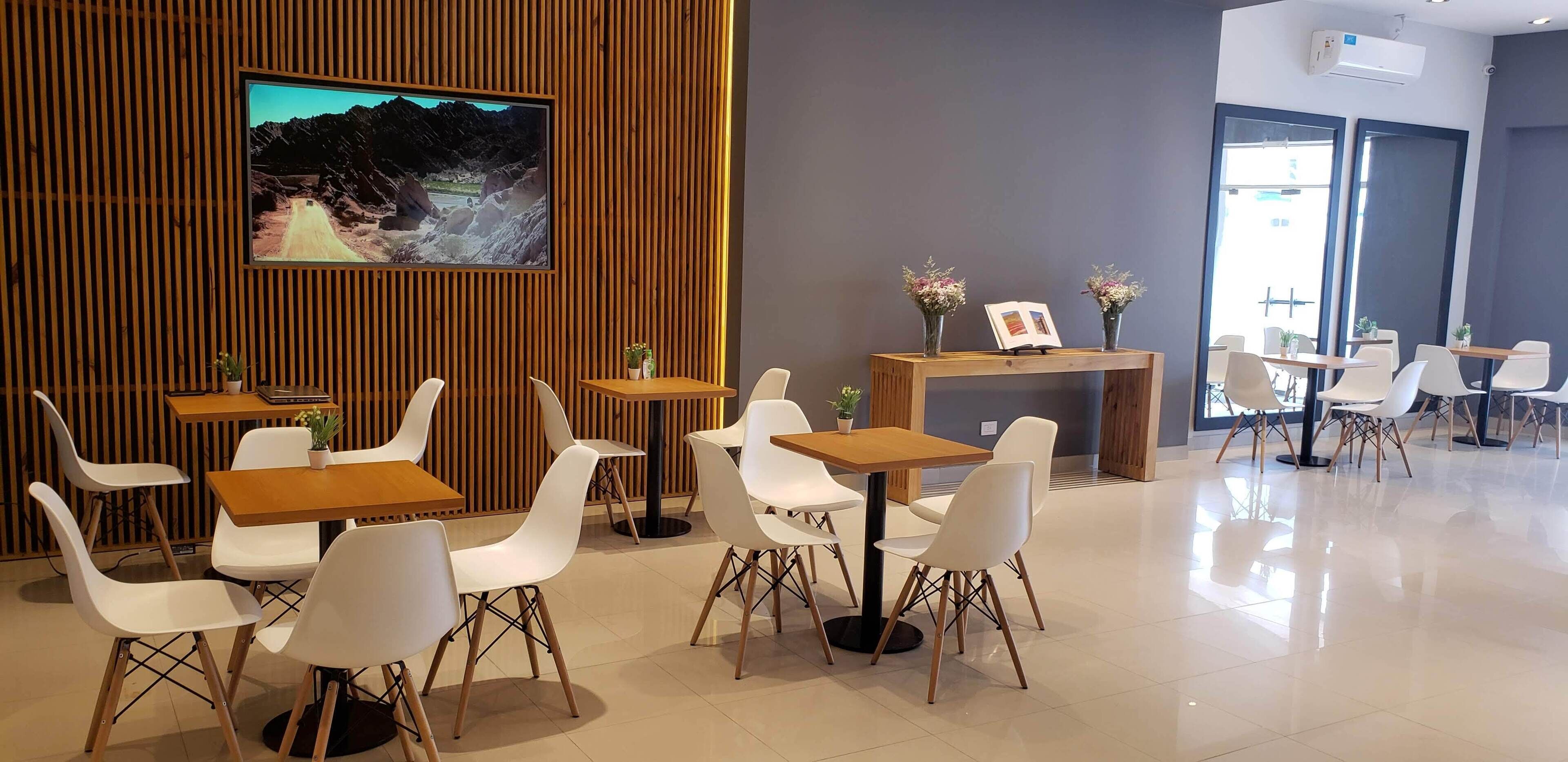 Urquiza Suite & Apartment