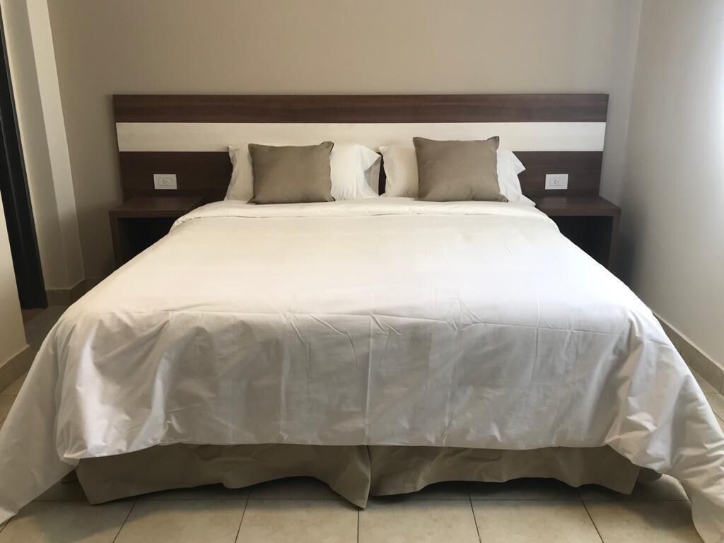 Urquiza Suite & Apartment