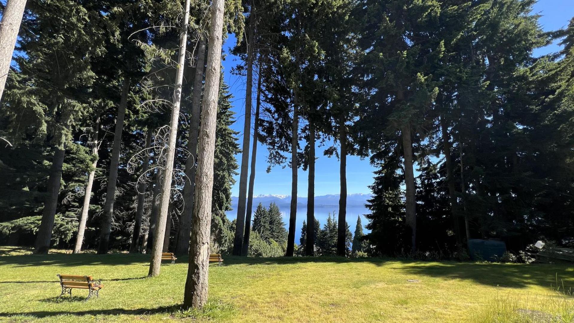 Huinid Pioneros Aparts