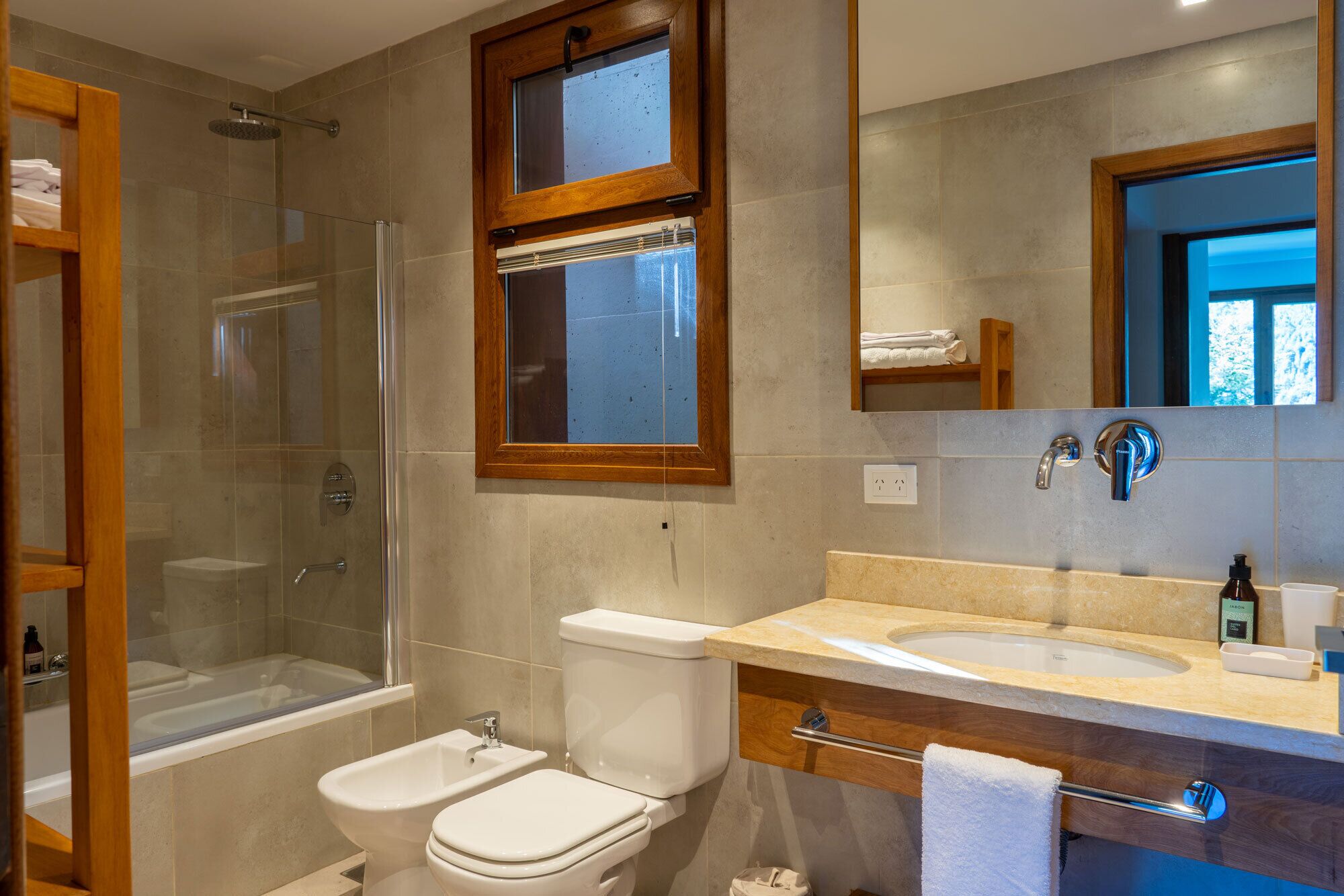 Suites Del Lago