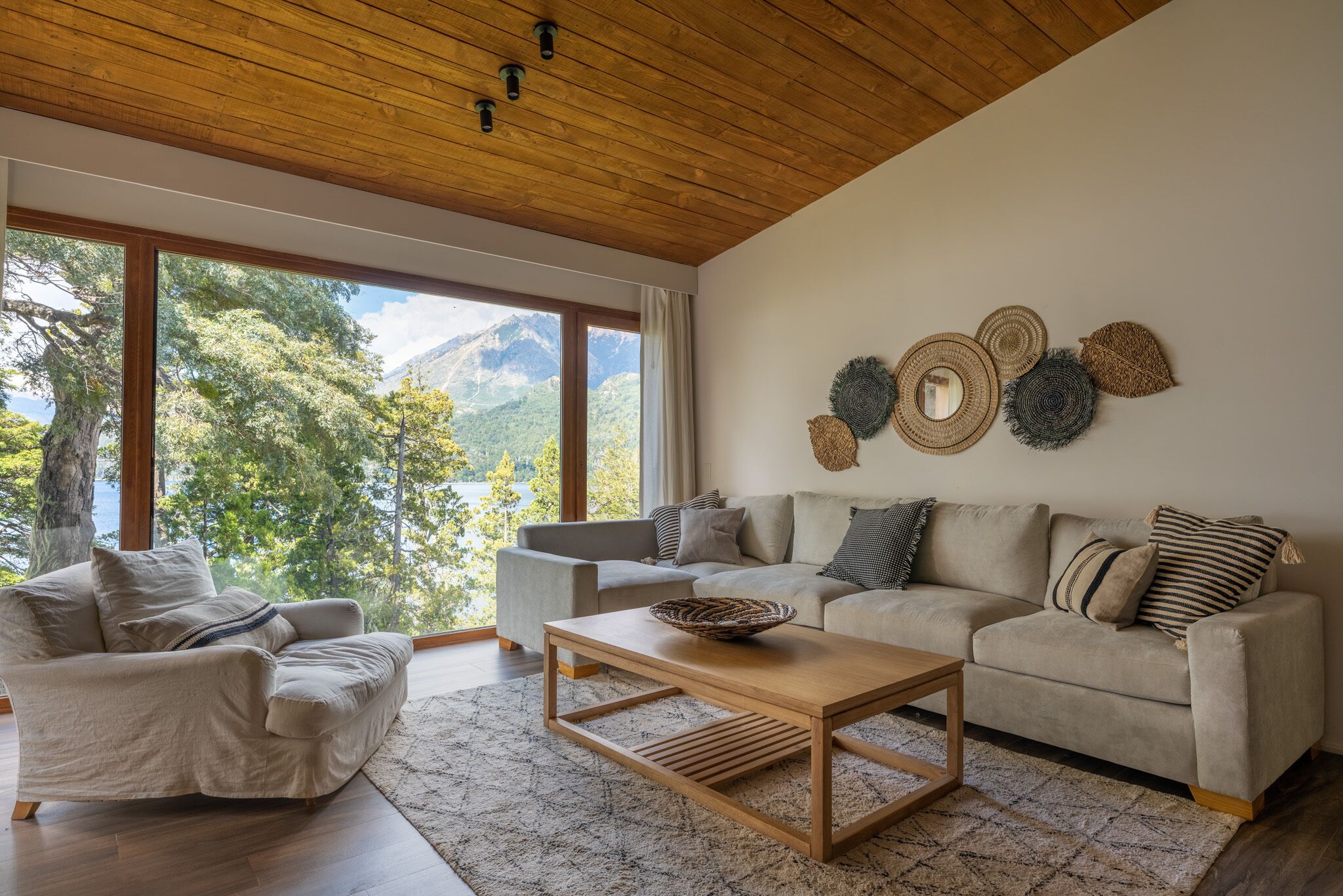 Suites Del Lago