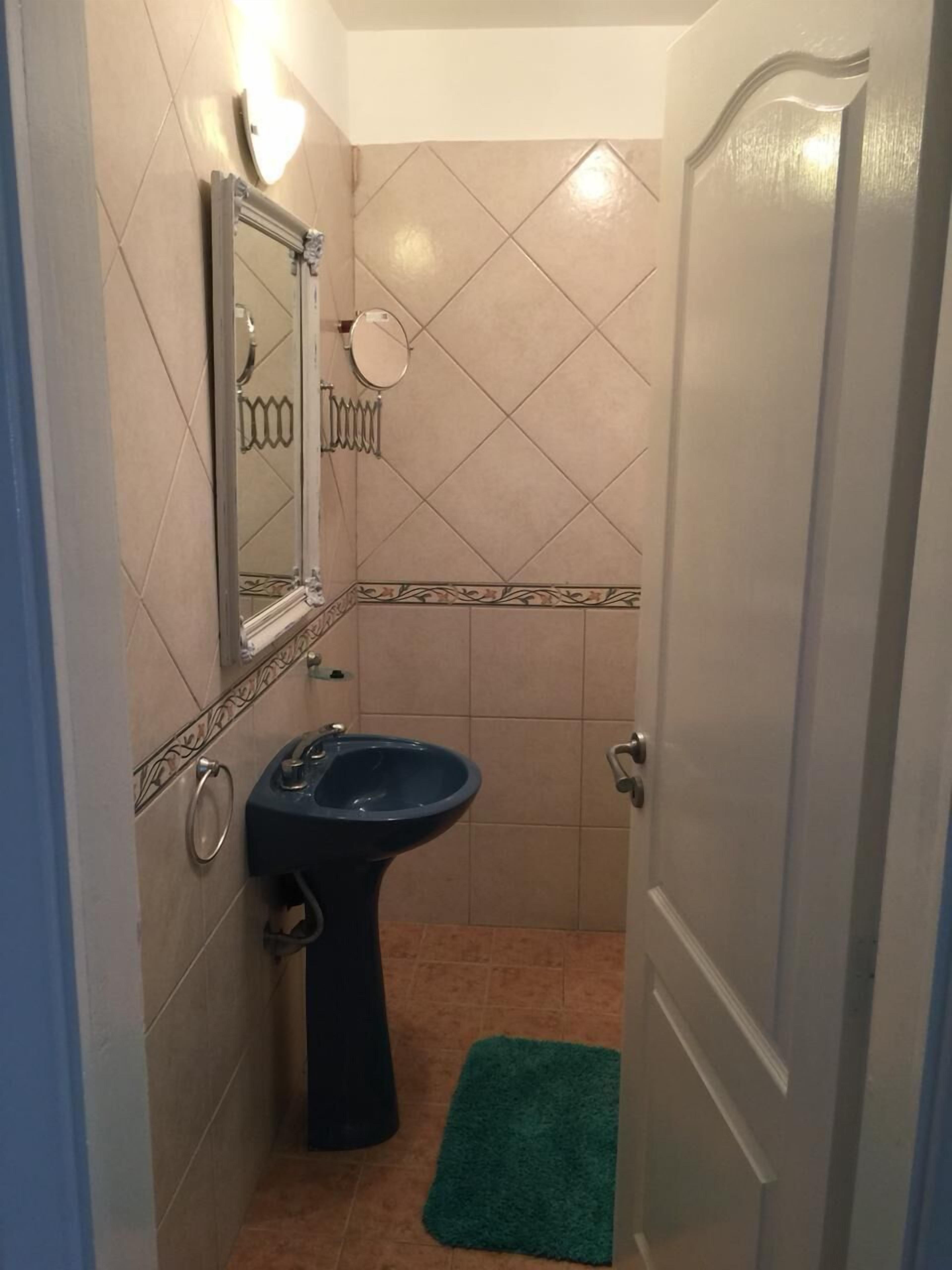 679 Inn Apart Hotel