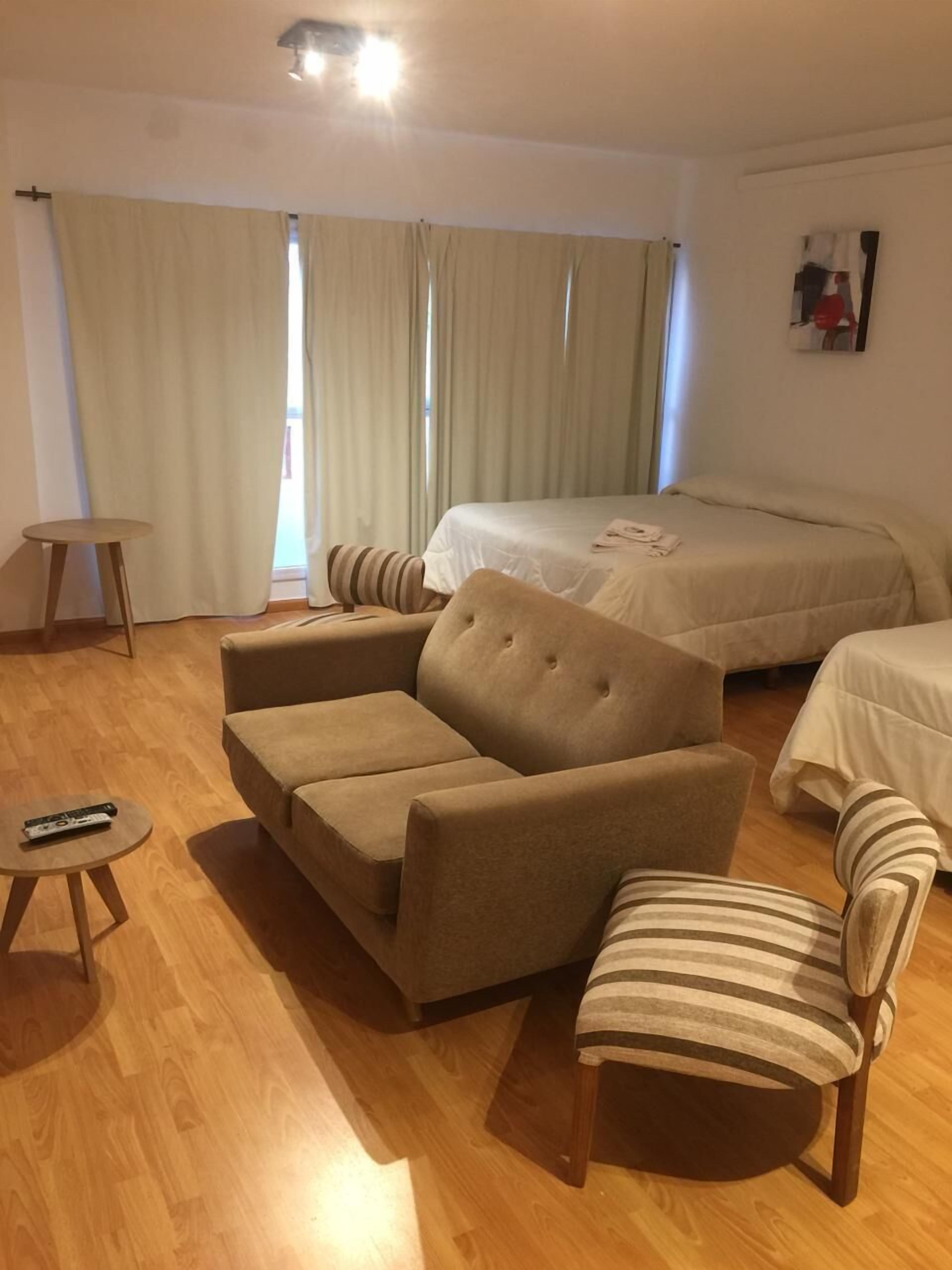 679 Inn Apart Hotel