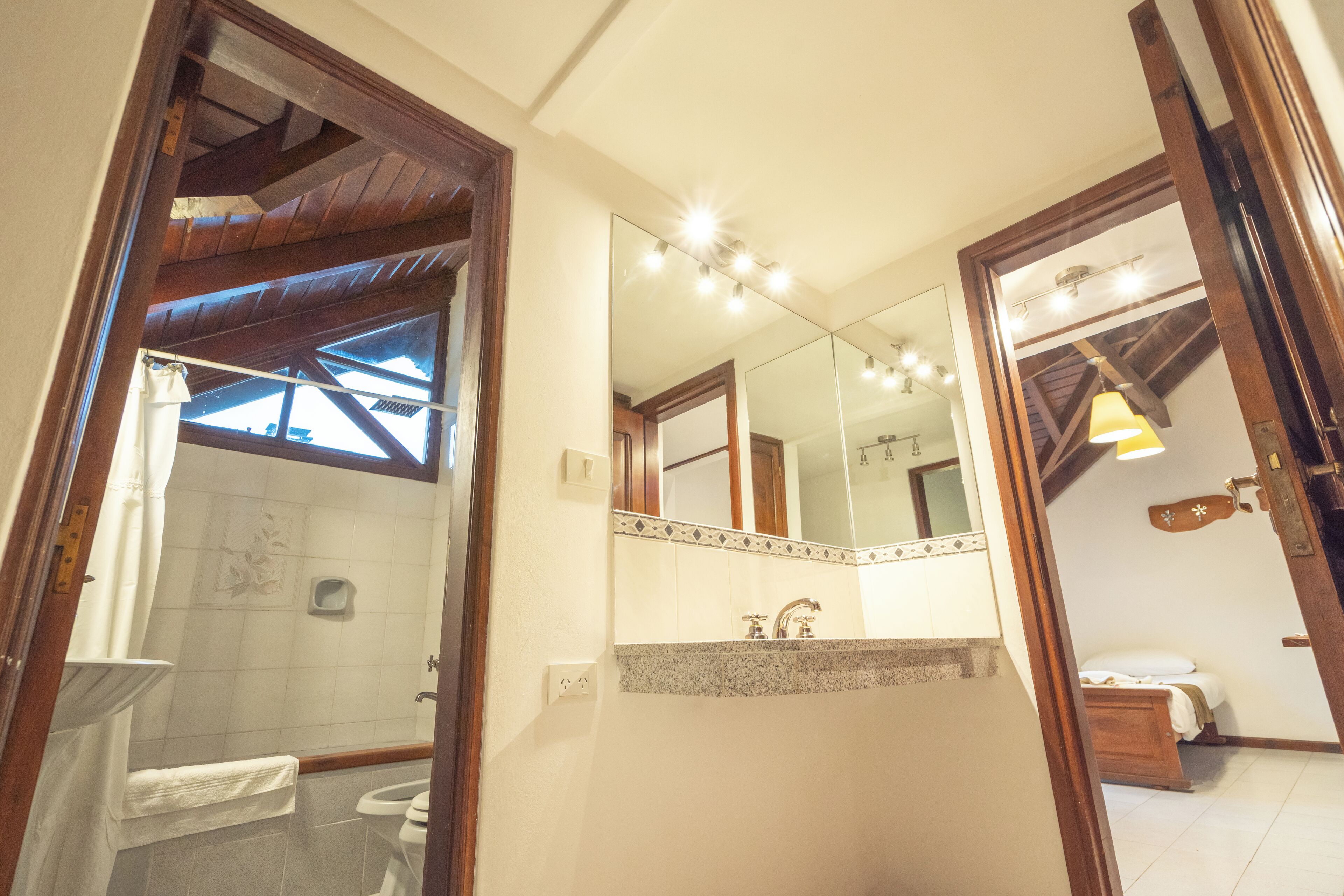 Apart E Hosteria La Fontaine-San Martin