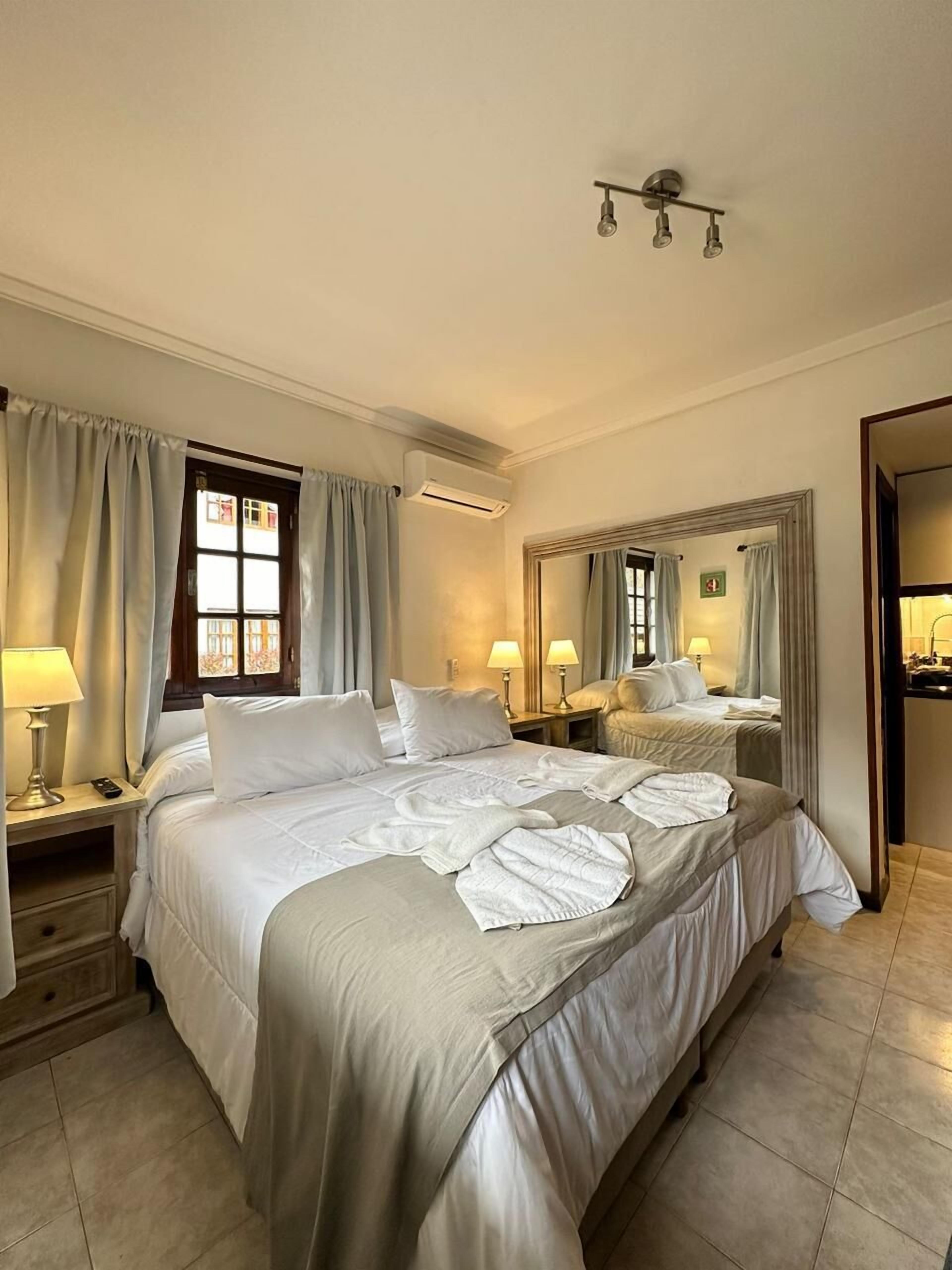 Apart E Hosteria La Fontaine-San Martin