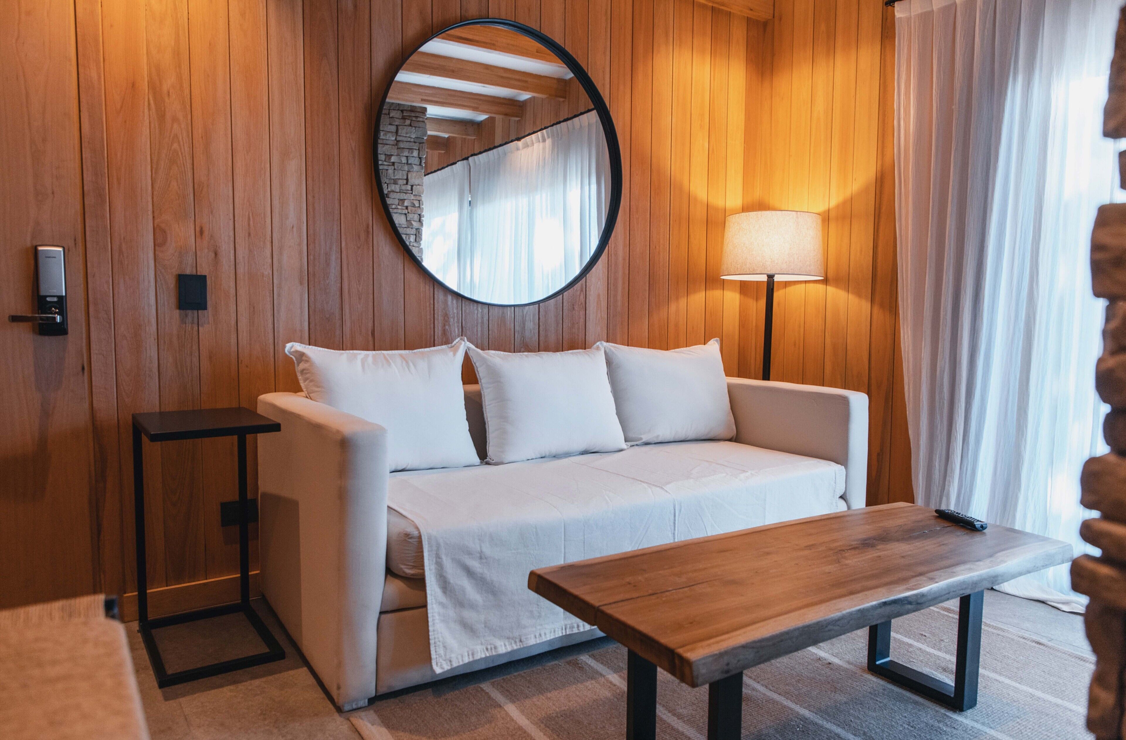 El Refugio Ski & Summer Lodge