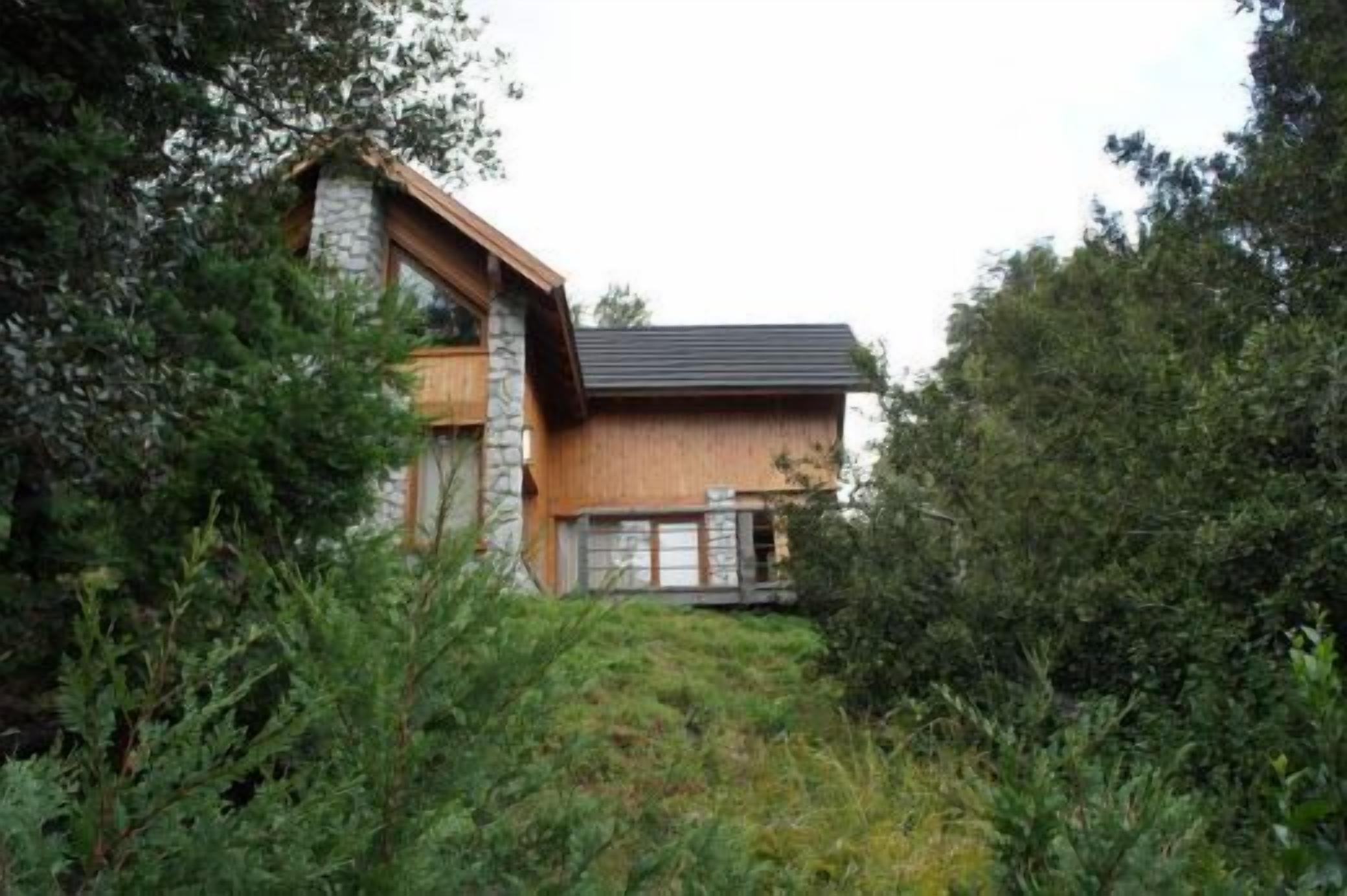 Las Morillas Huemul Lodge