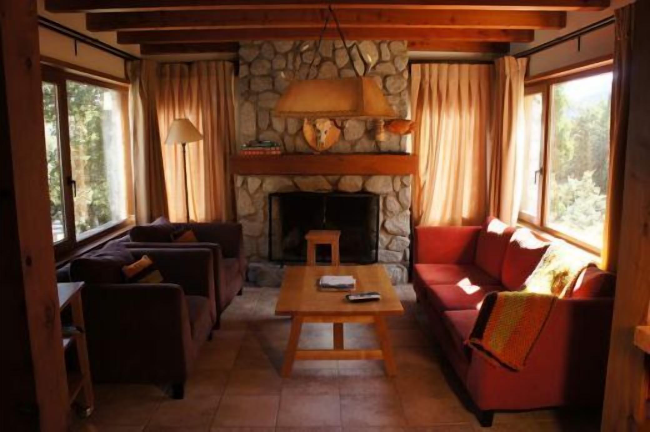 Las Morillas Huemul Lodge