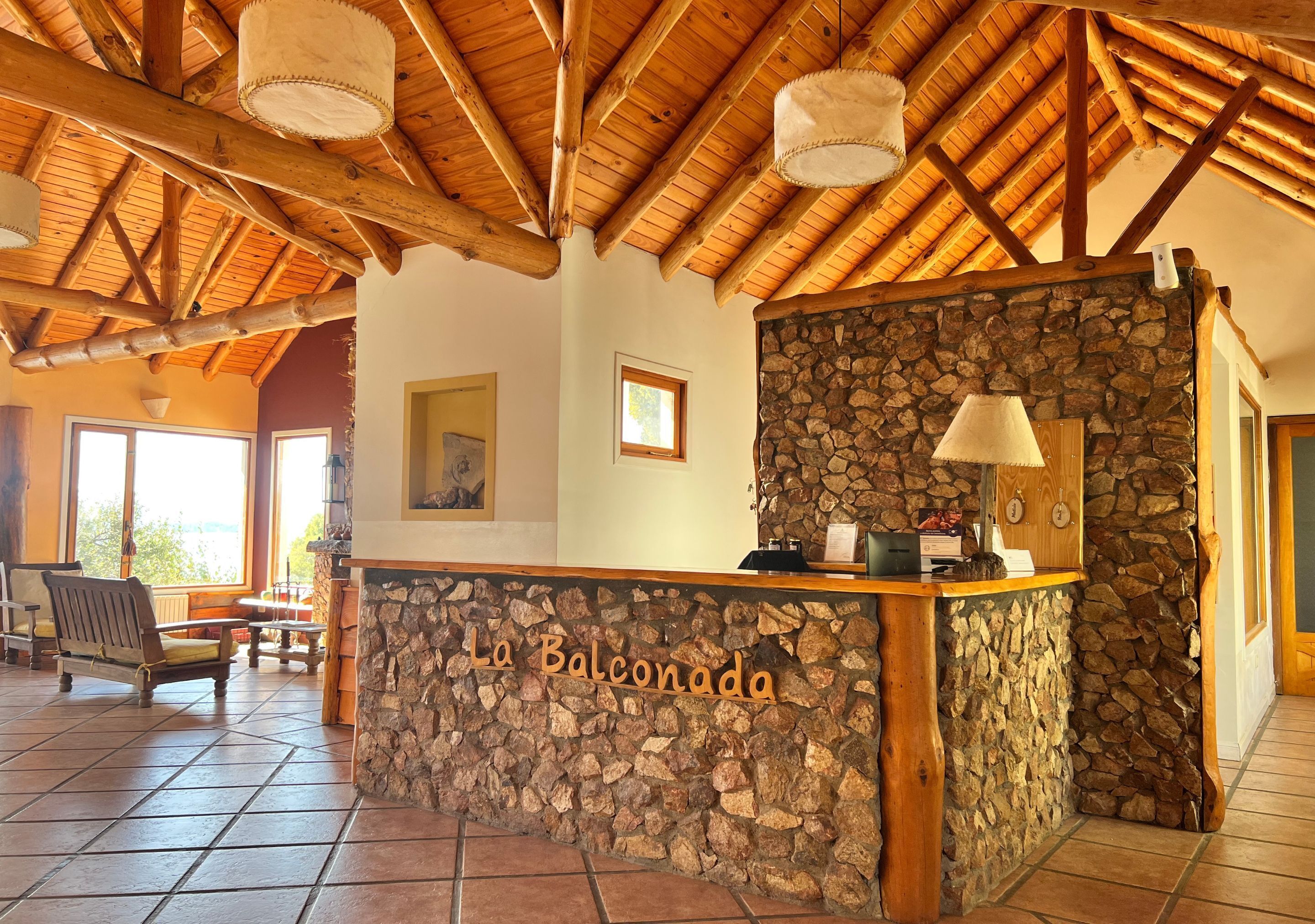 Aparts La Balconada by DOT Suites