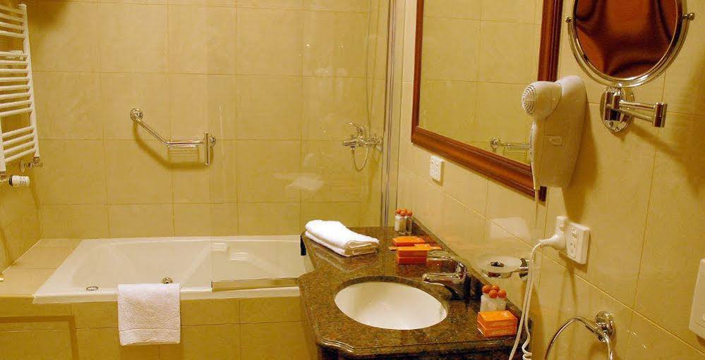 Status Hotel Casino