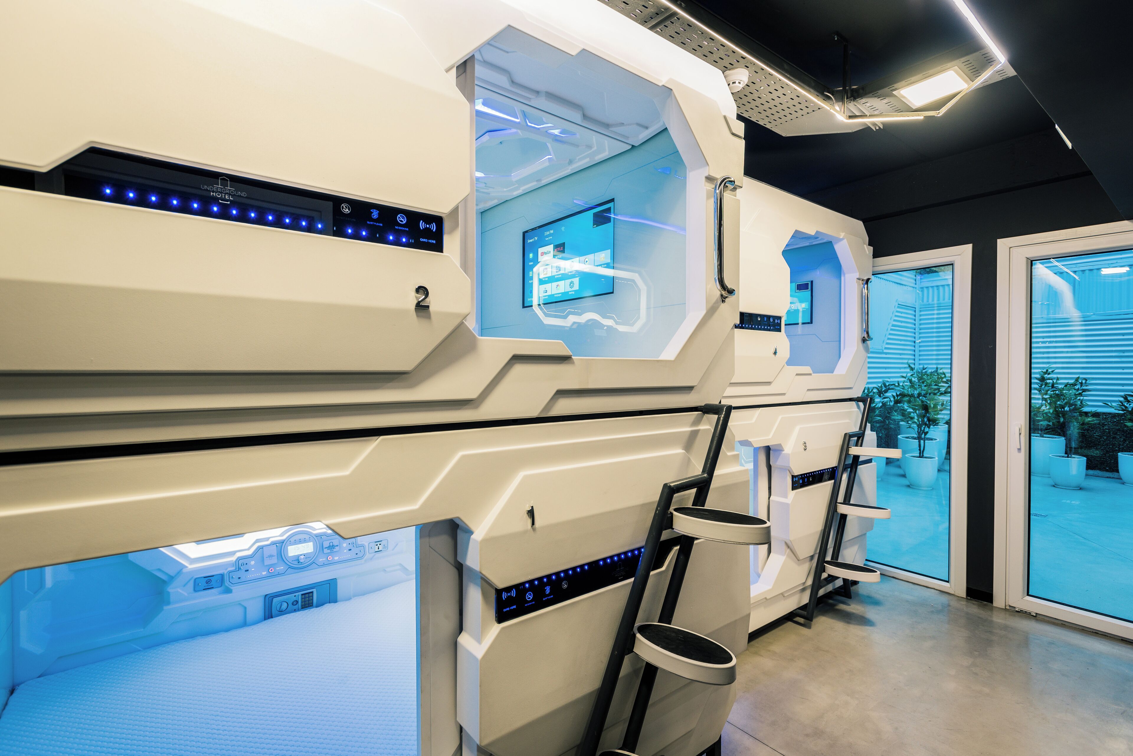 Underground Capsule