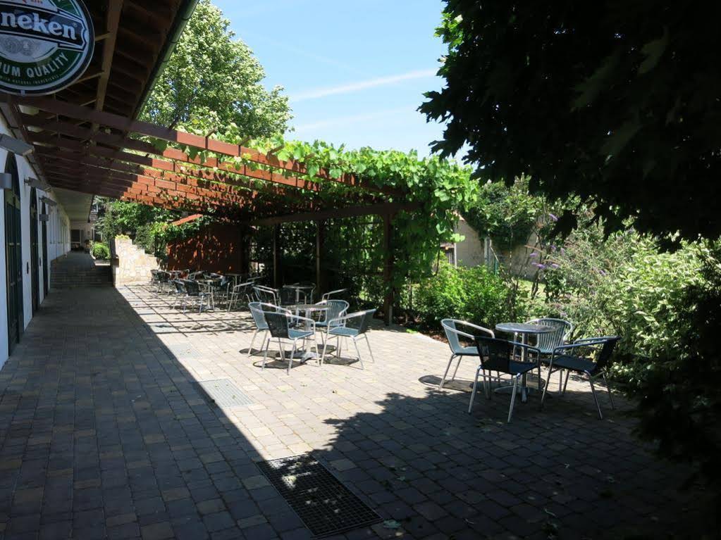 Bar Pension Lang
