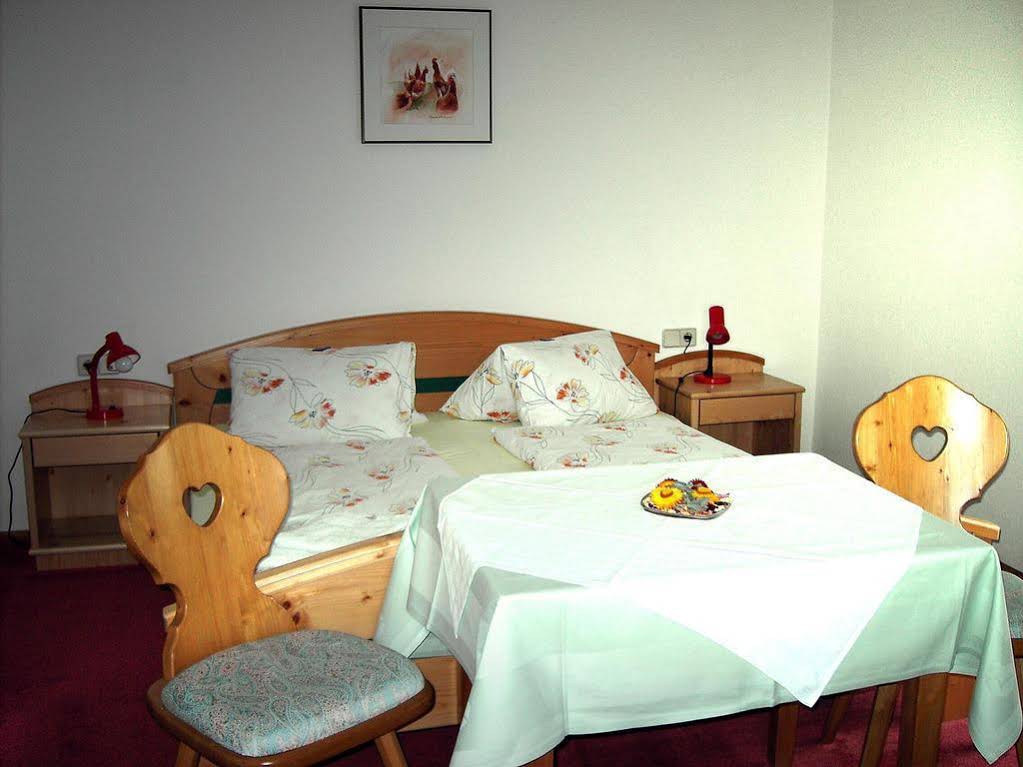 Landhaus Alpenrose - Feriendomizile Pichler
