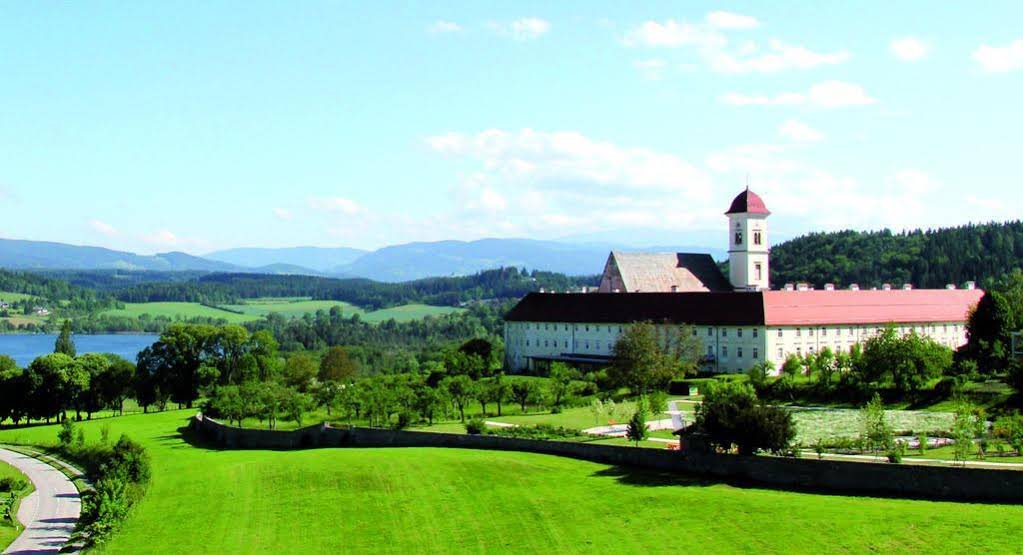 Stift St. Georgen Am Längsee