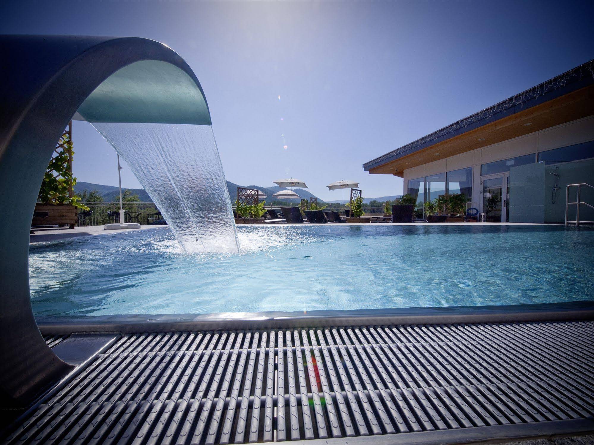 Gartenhotel & Weingut Pfeffel