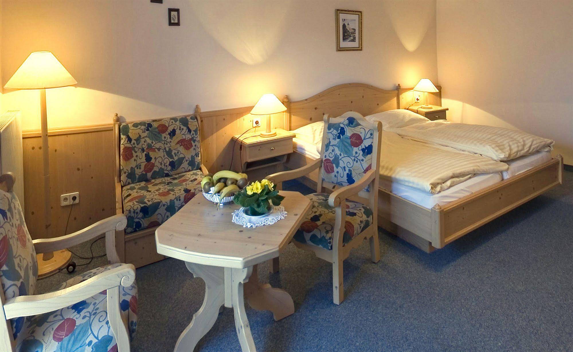 Hotel Post - Hönigwirt