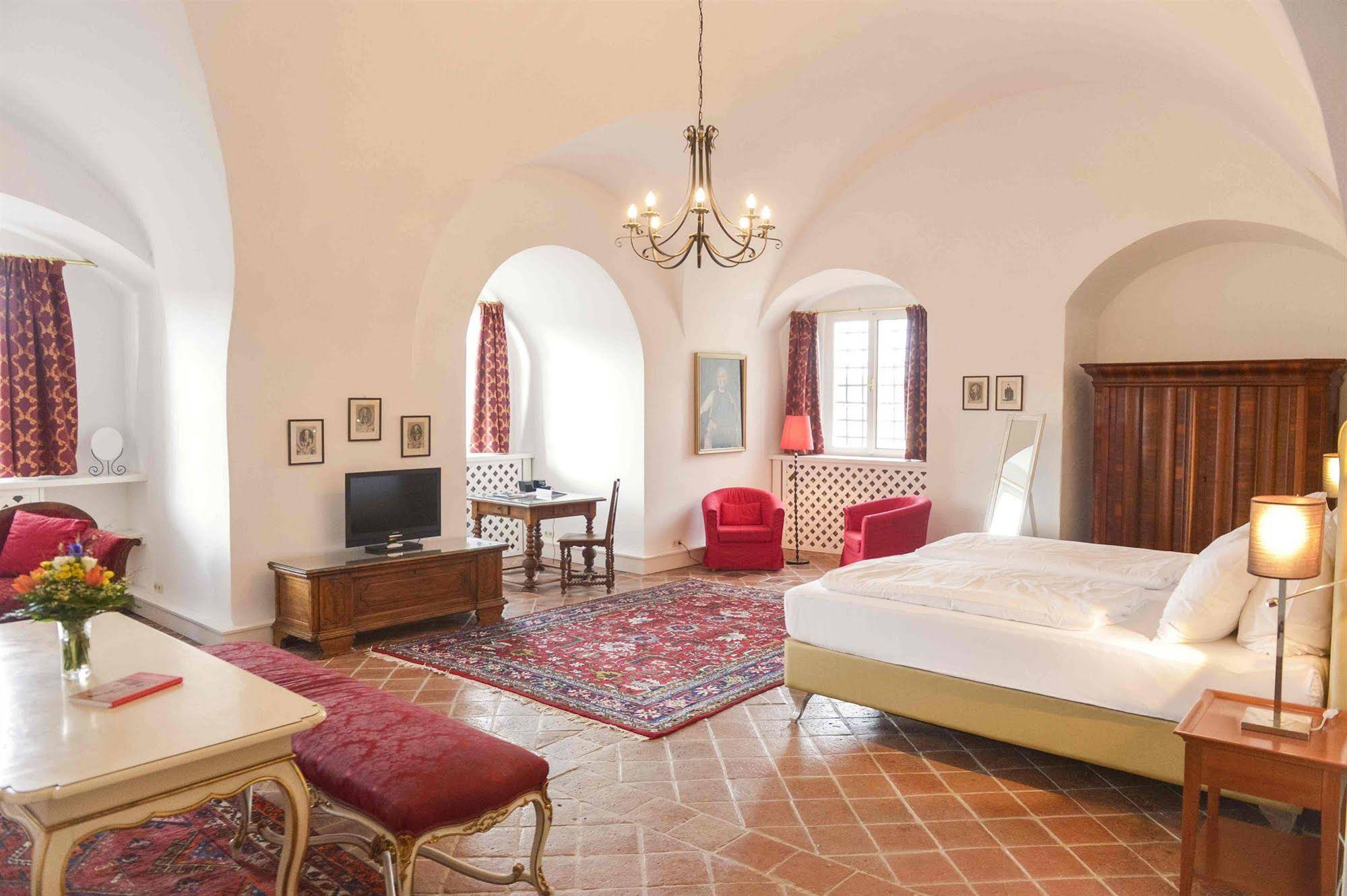 Schlosshotel Mailberg
