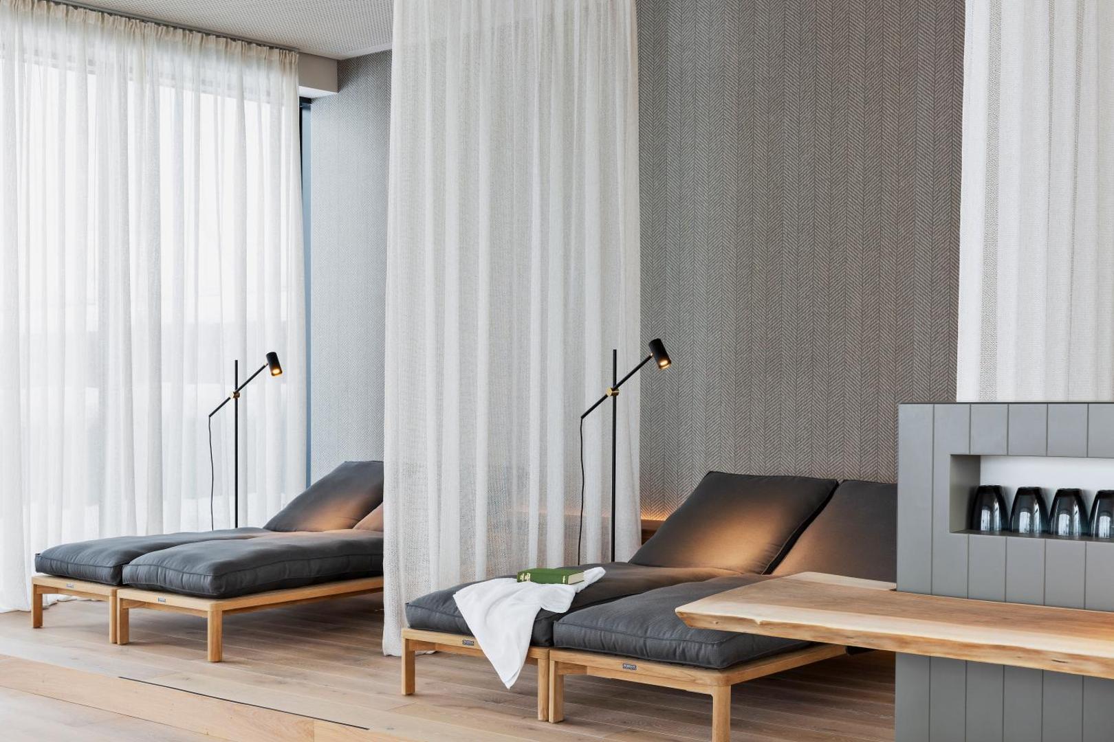 Natürlich Hell Apartments