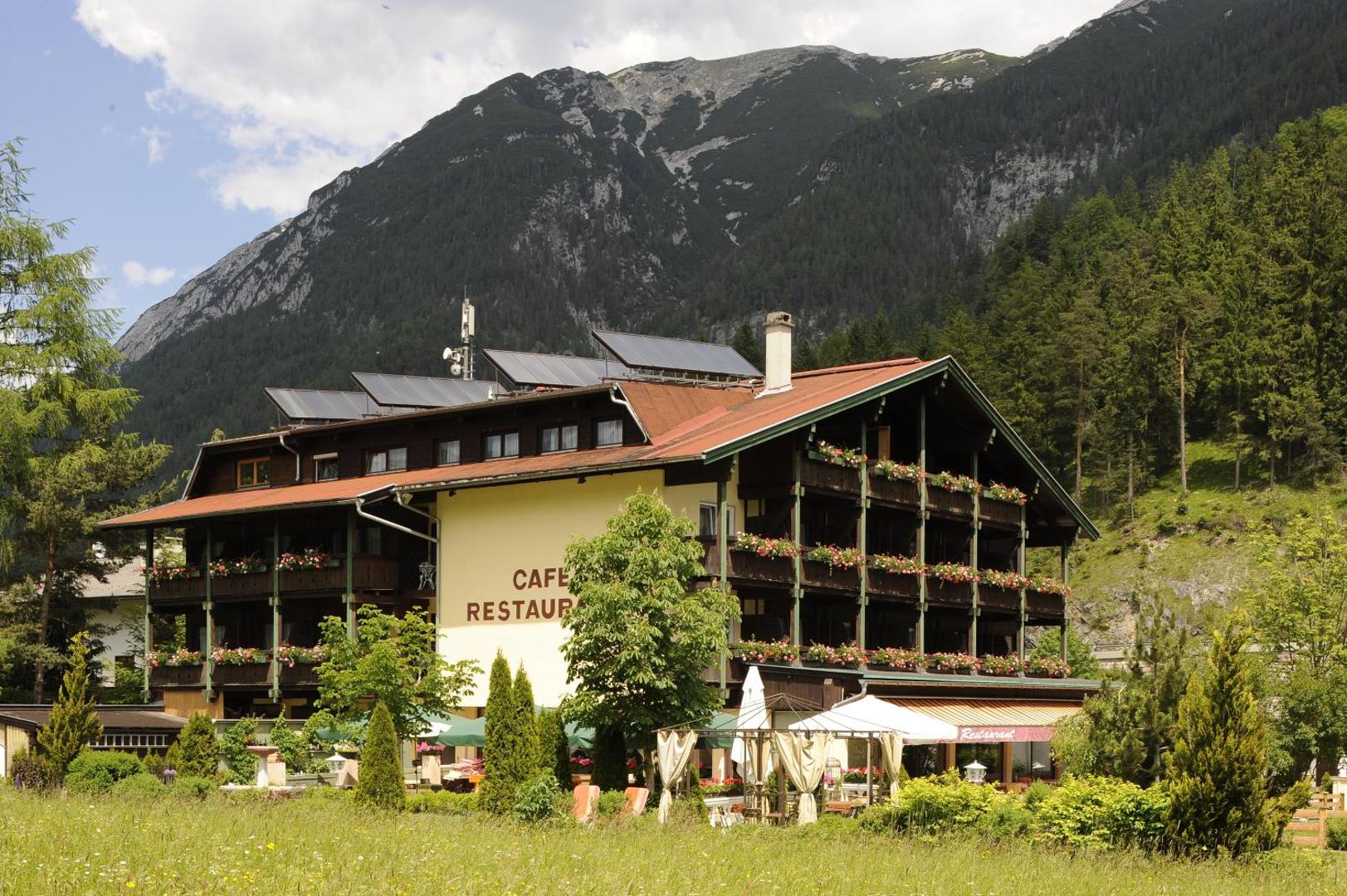 Geniesserwirtshaus & Kulinarik Hotel Alpin