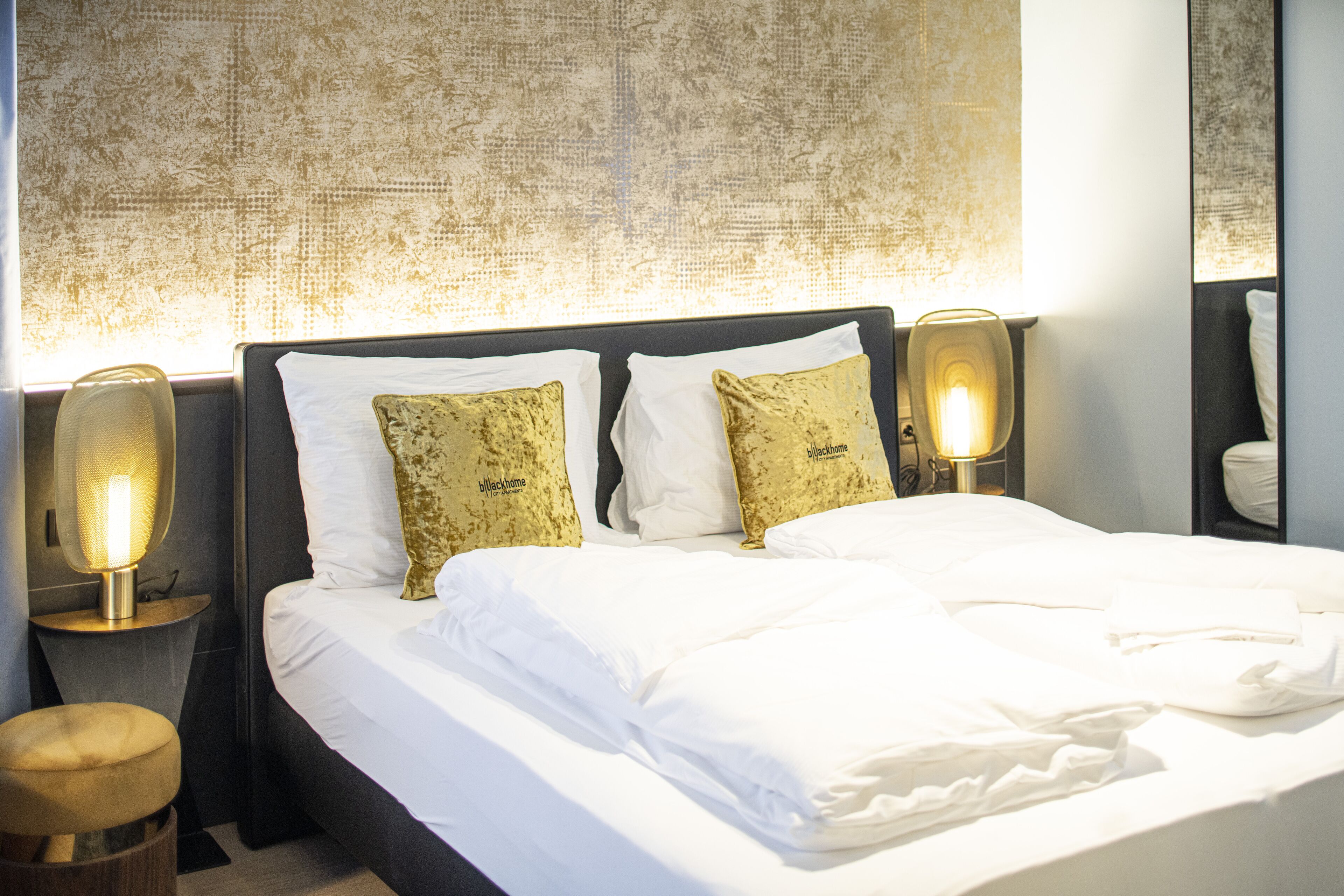 B(l)ackhome City Apartments