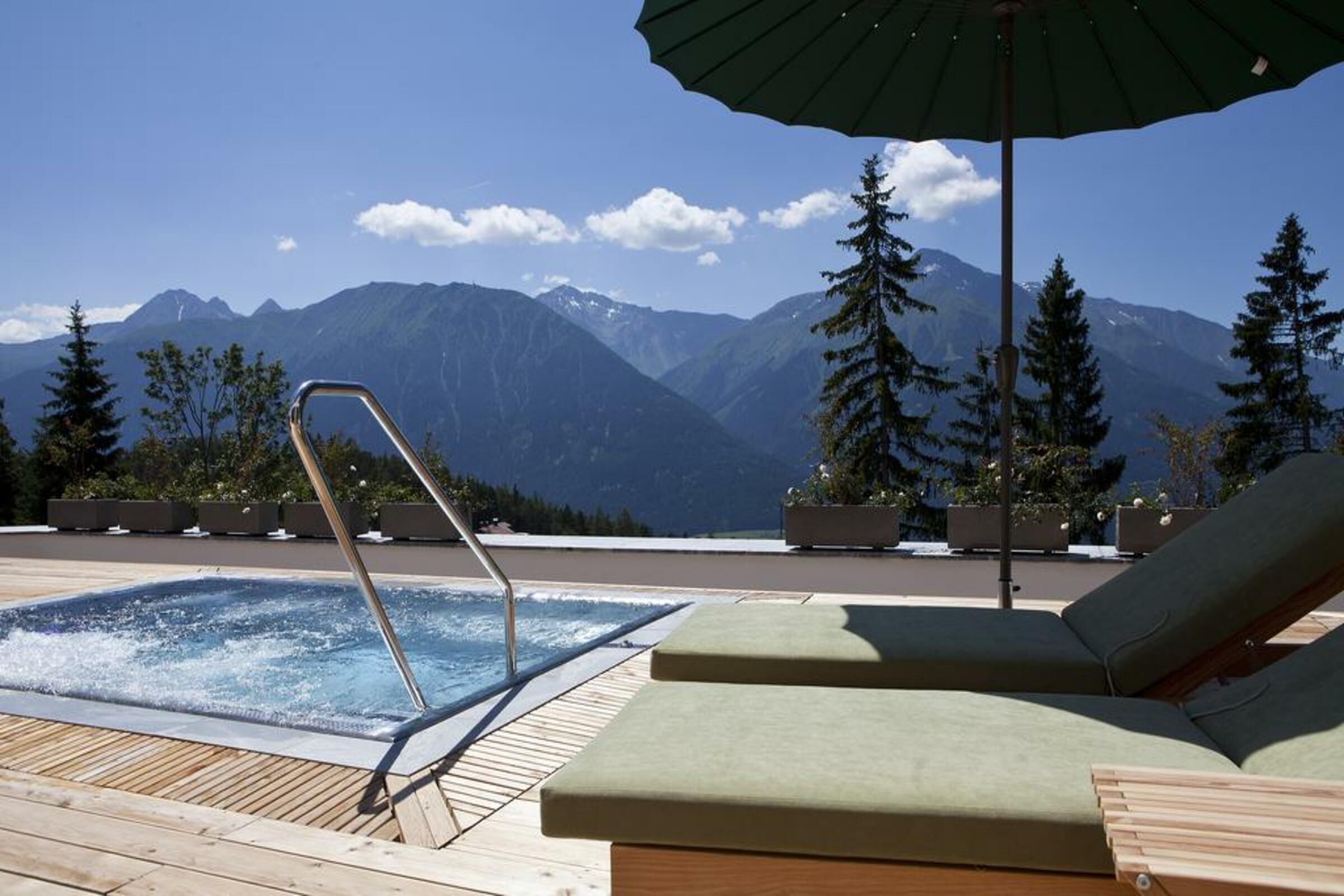 Nidum Casual Luxury Hotel