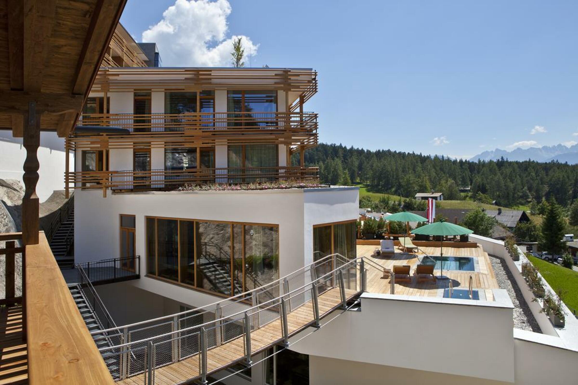 Nidum Casual Luxury Hotel
