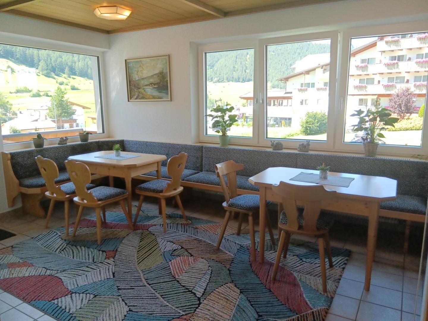 Pension Tirol