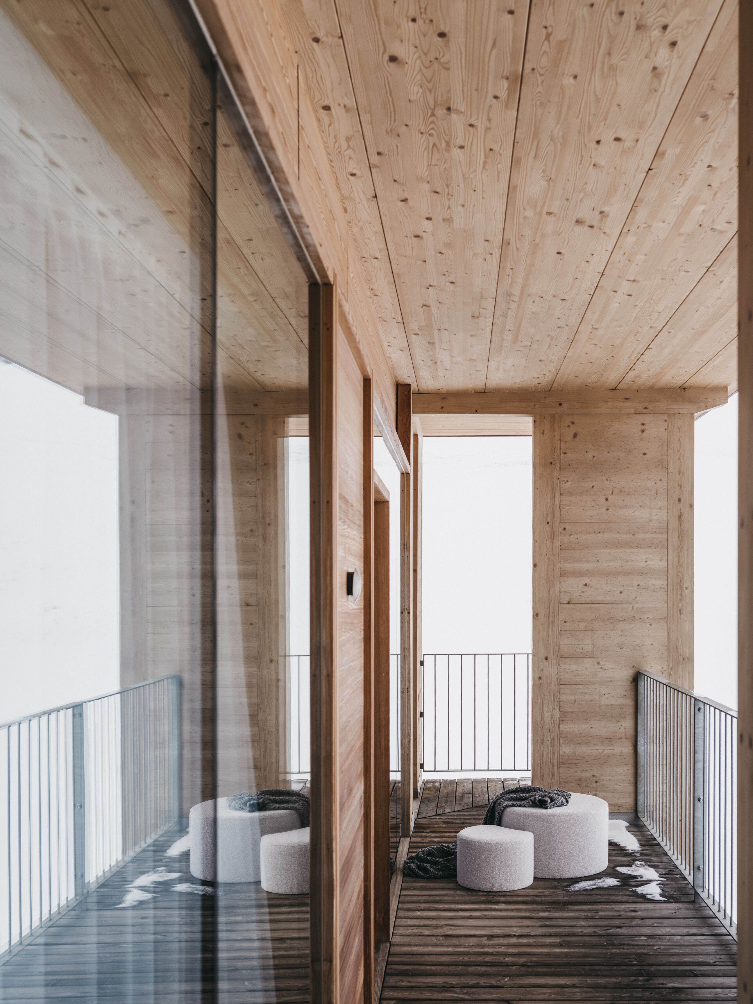 The Crystal VAYA Unique