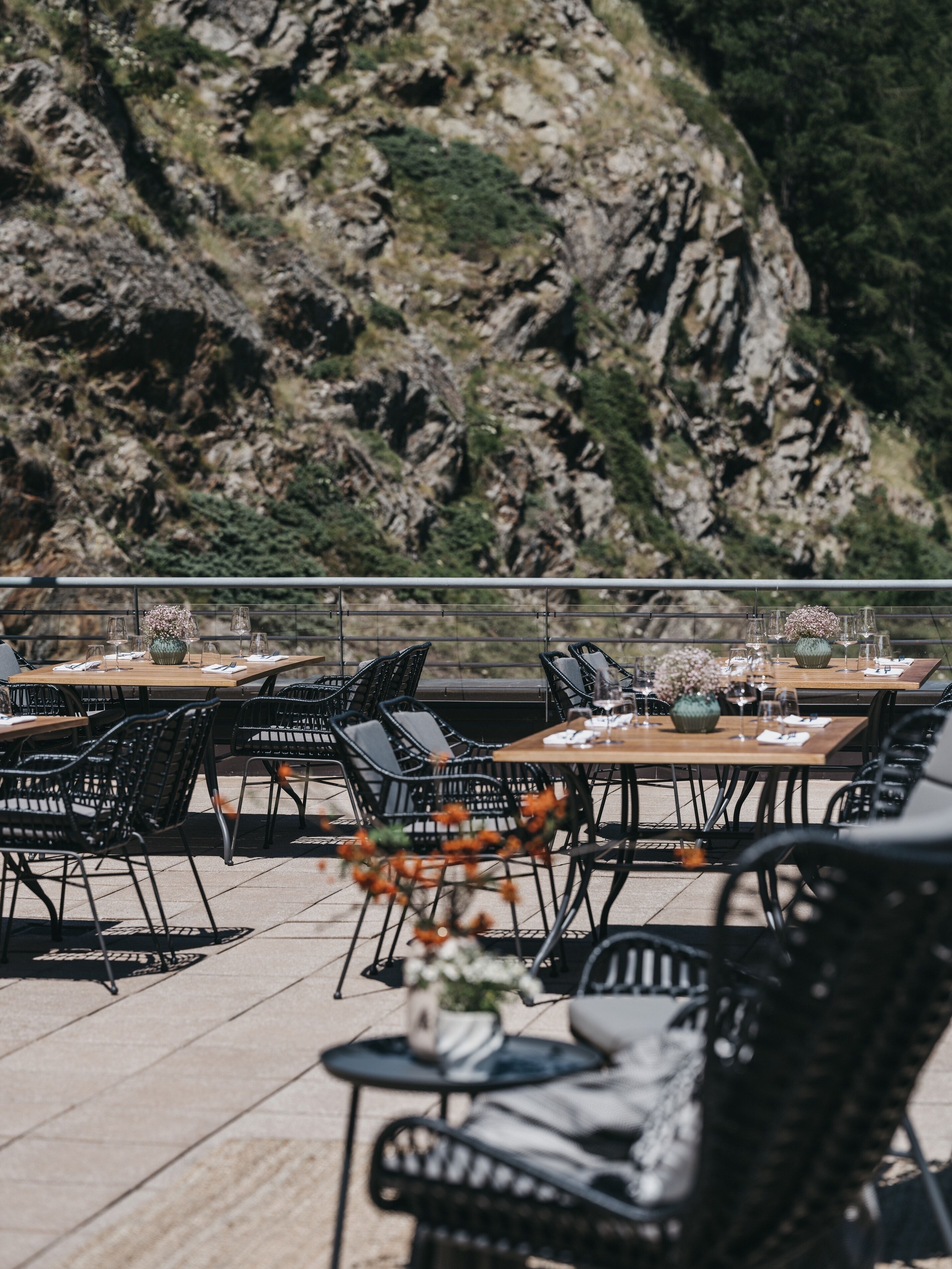 The Crystal VAYA Unique