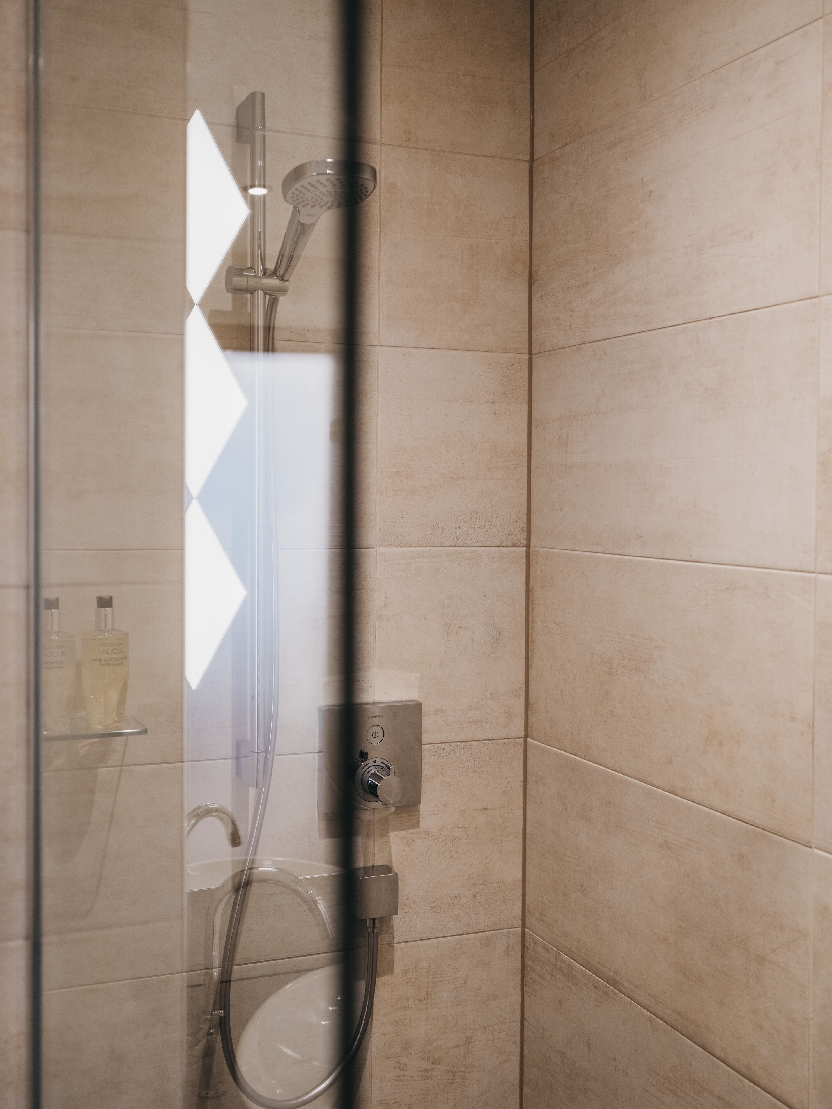 The Crystal VAYA Unique