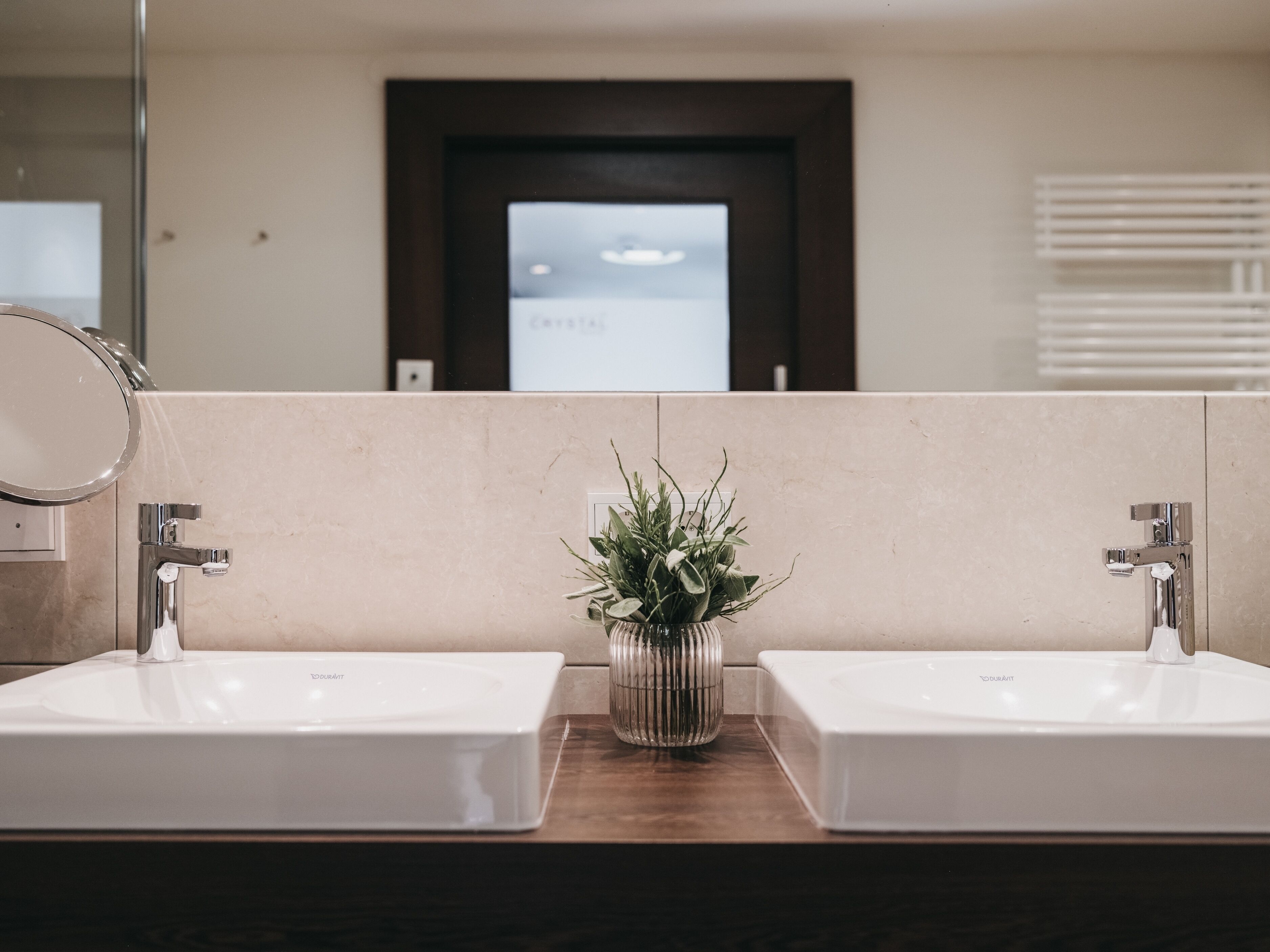 The Crystal VAYA Unique