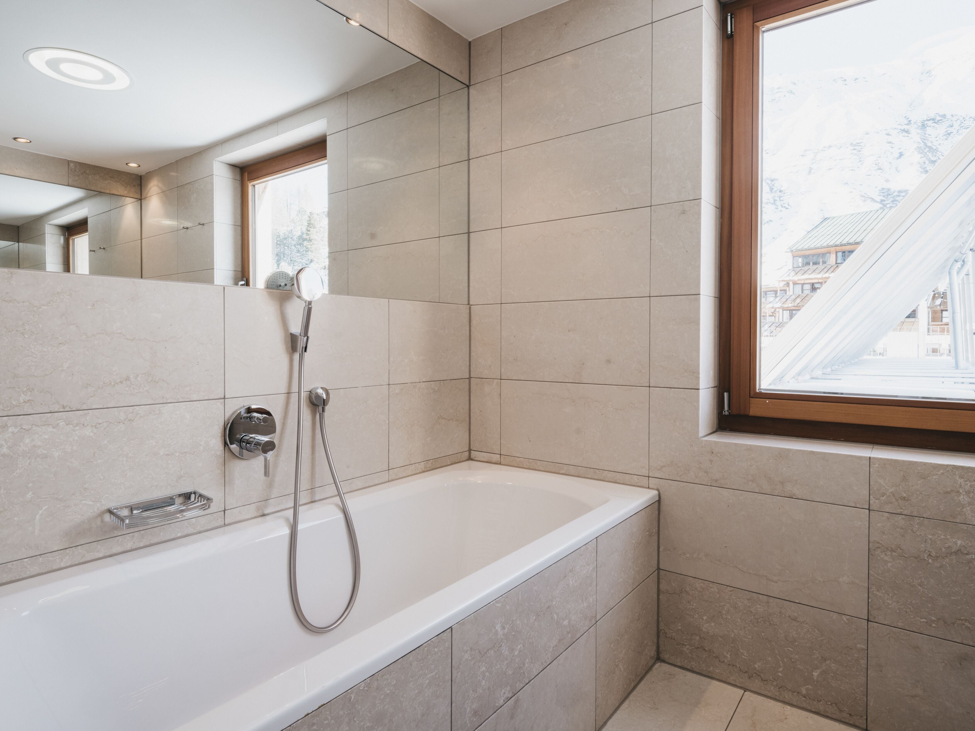 The Crystal VAYA Unique