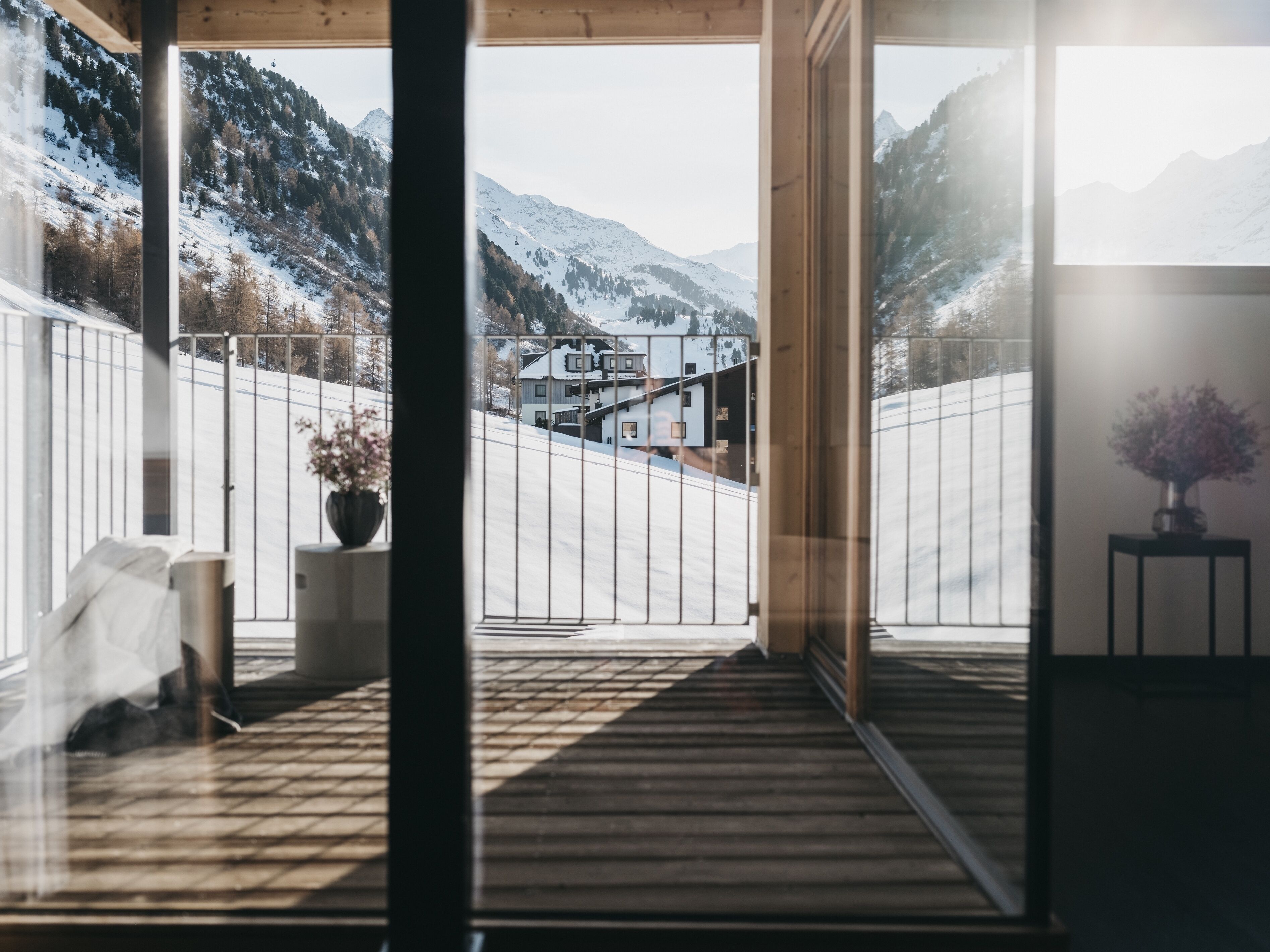 The Crystal VAYA Unique