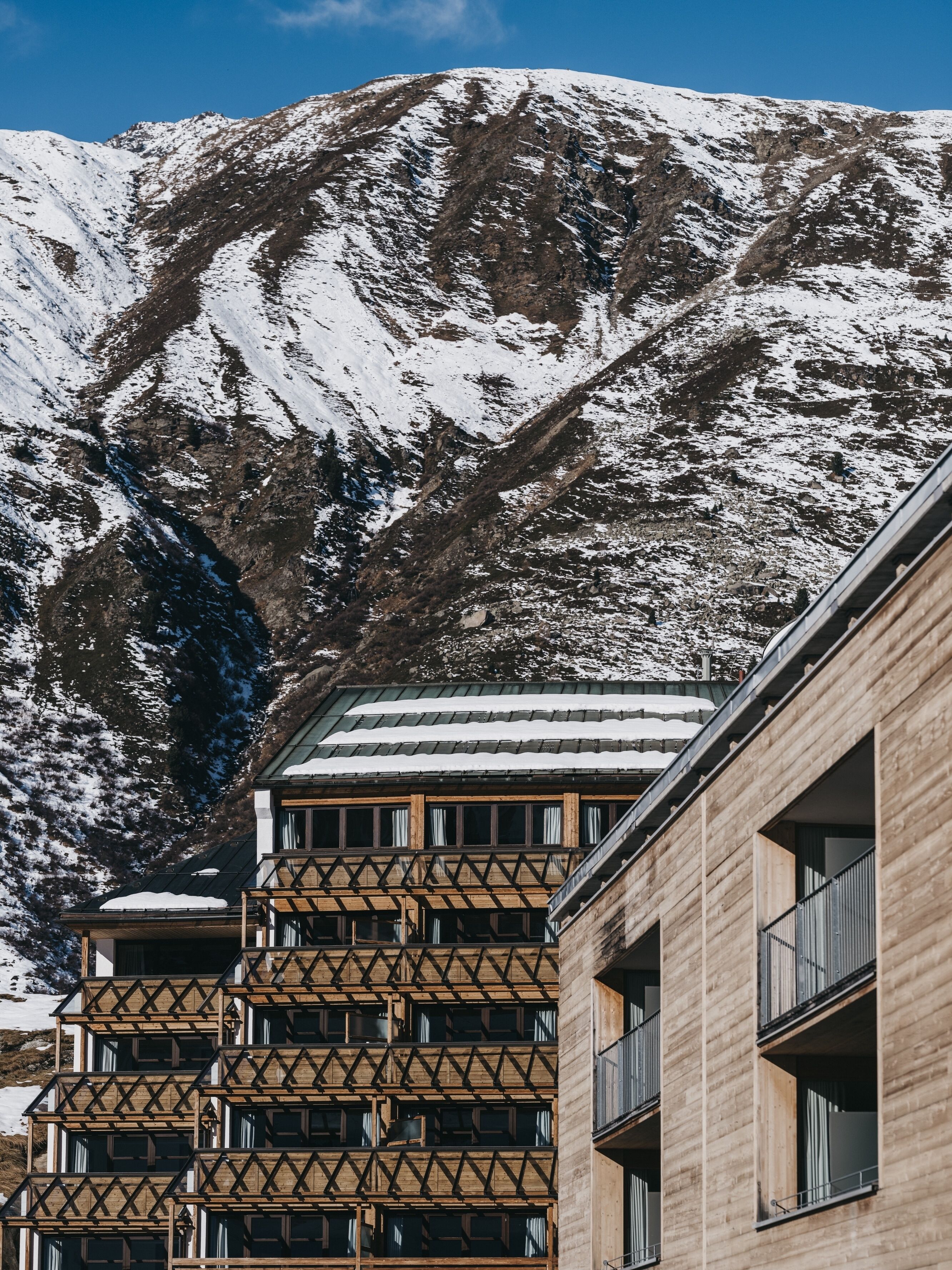 The Crystal VAYA Unique