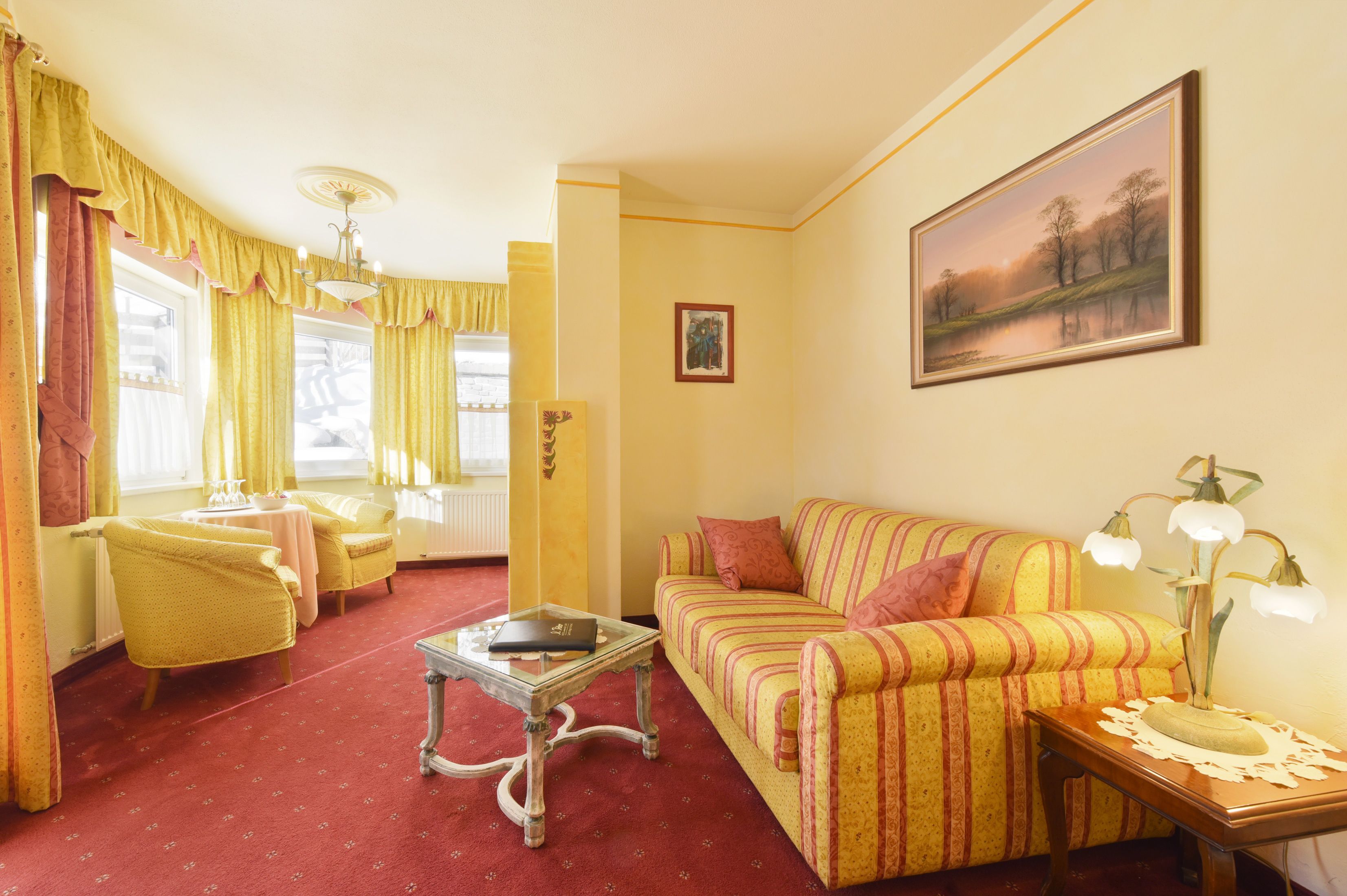 Mountains Hotel