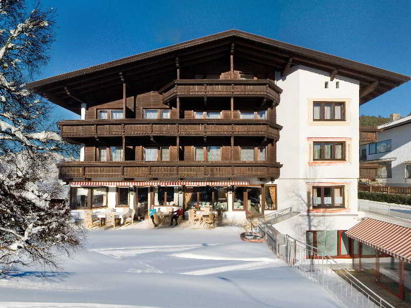 Solstein Hotel & Pension