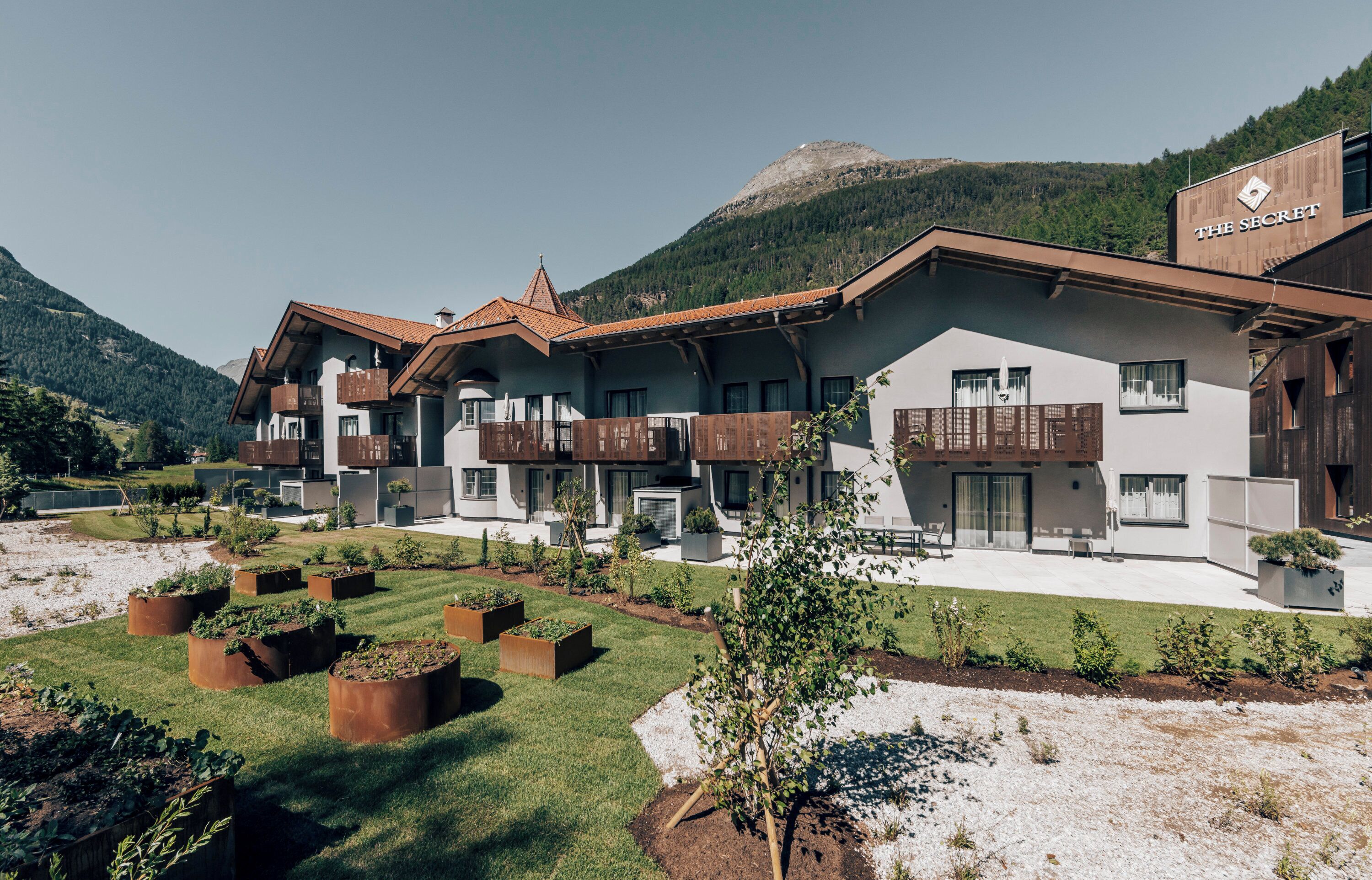 Castello Falkner Chalets & Residences